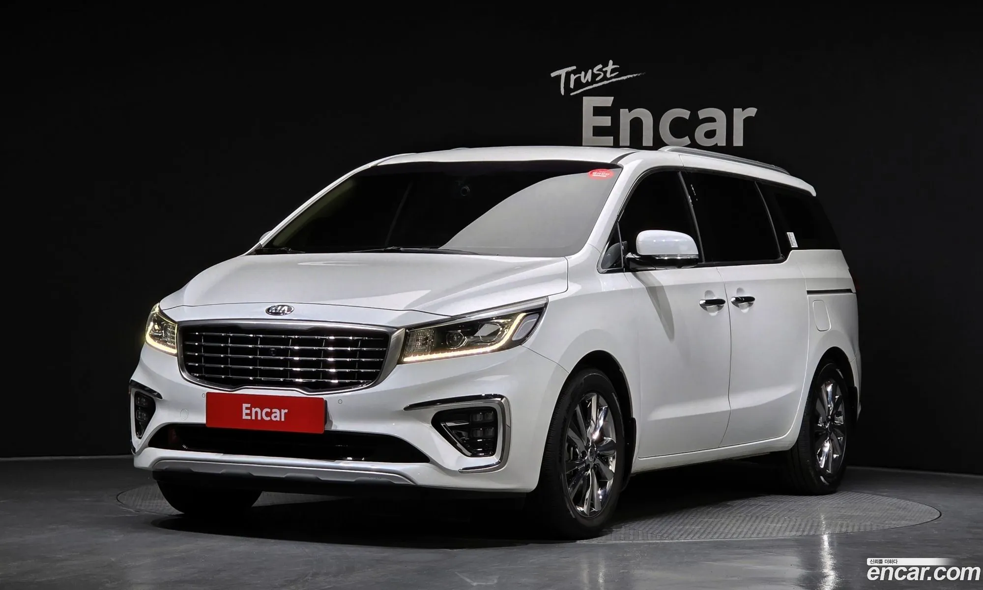 Kia Carnival 2018 — 2