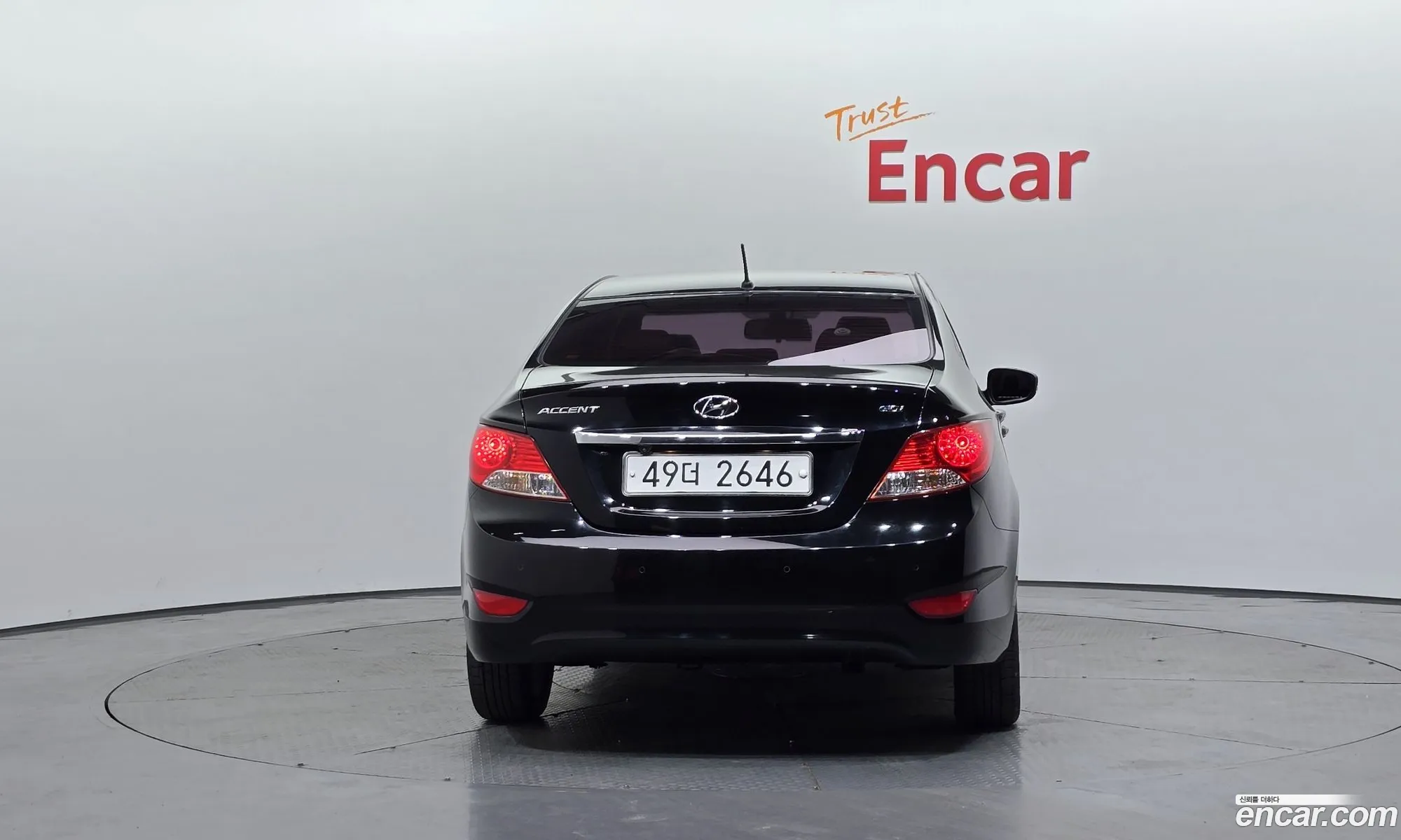 Hyundai Accent 2011 — 2