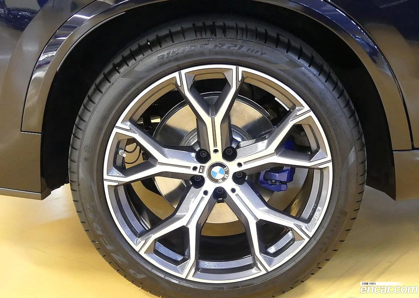 BMW X5 2025 — 18