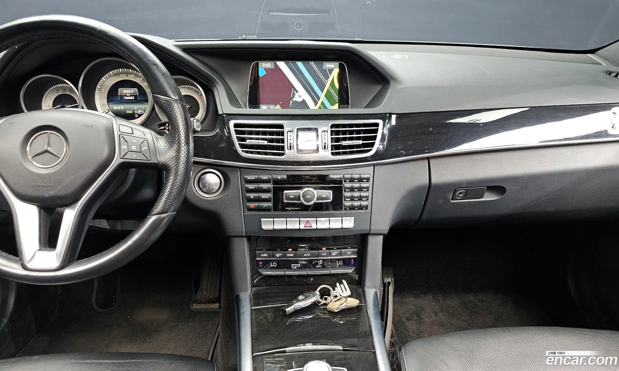 Mercedes-Benz E-Class W212 2013 WDDHF8CBXEA884839 — 14