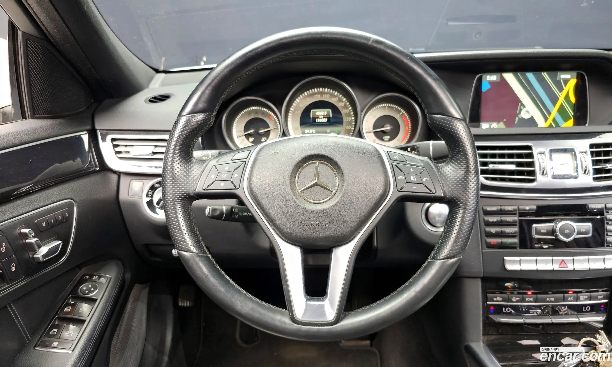 Mercedes-Benz E-Class W212 2013 WDDHF8CBXEA884839 — 8