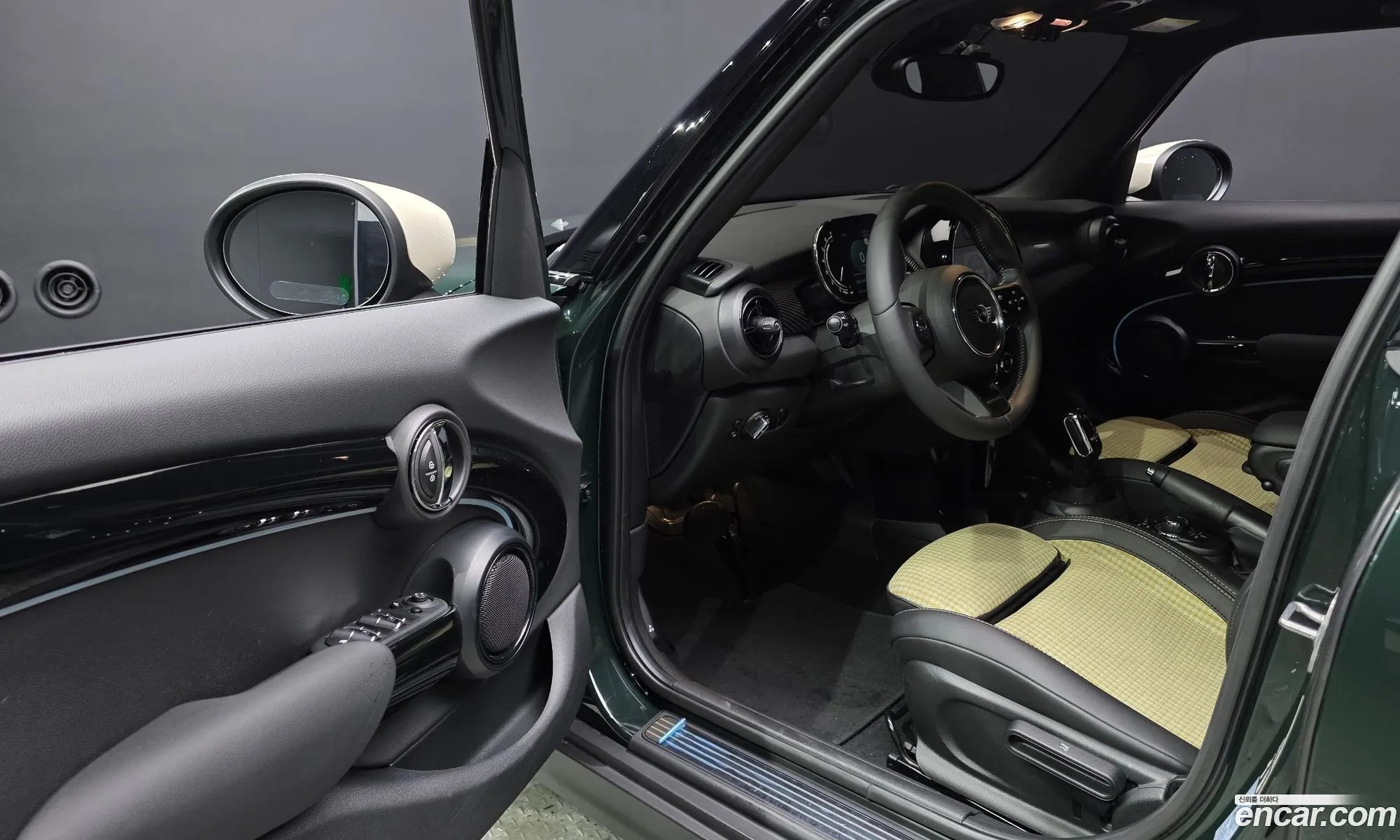 Mini Cooper S 2022 WMW41DK03P2S77532 — 13