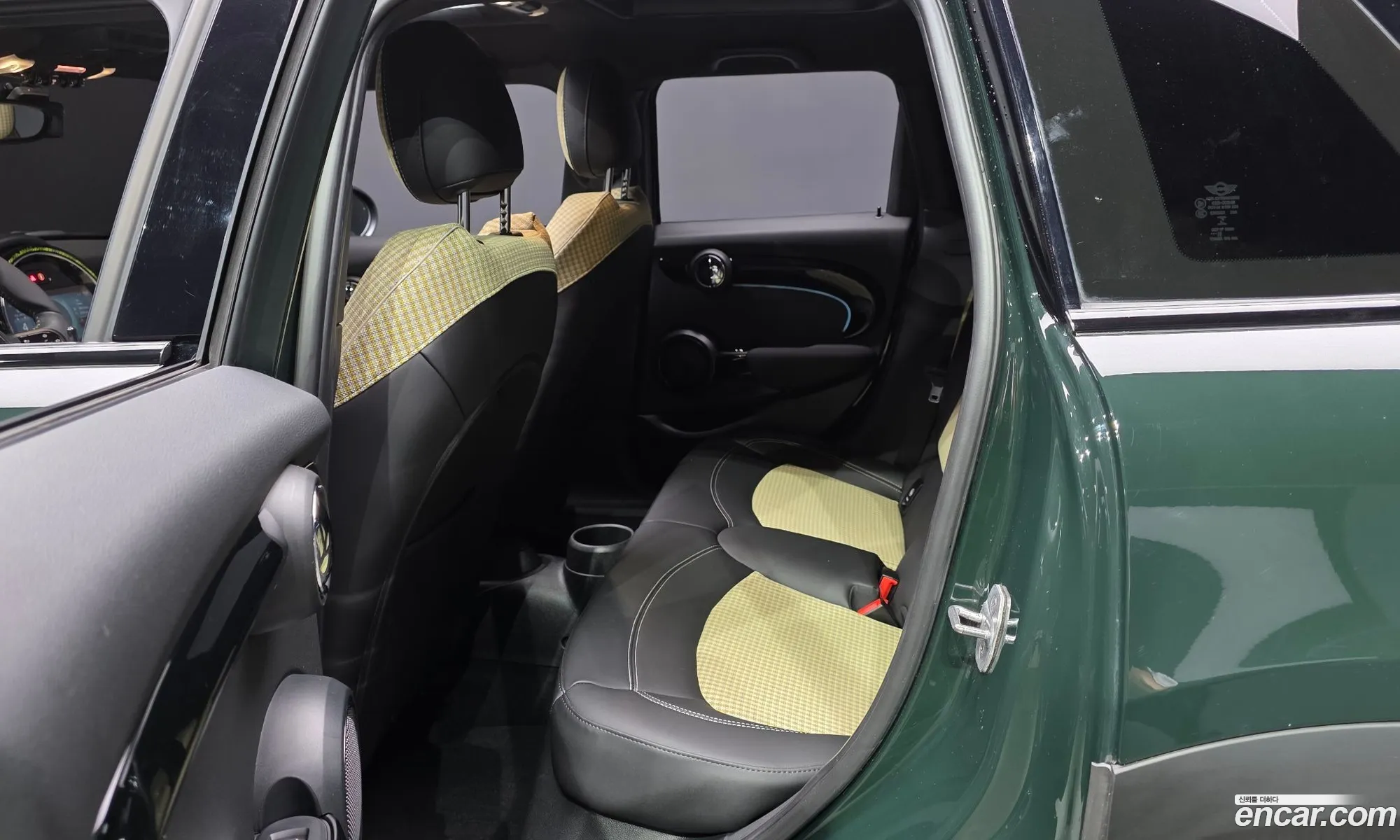 Mini Cooper S 2022 WMW41DK03P2S77532 — 29