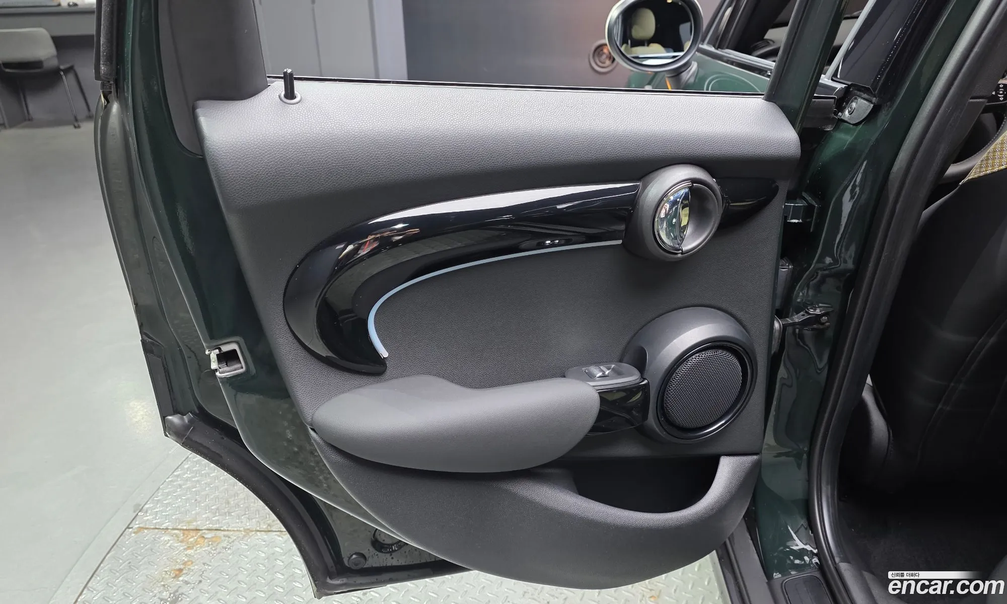 Mini Cooper S 2022 WMW41DK03P2S77532 — 16