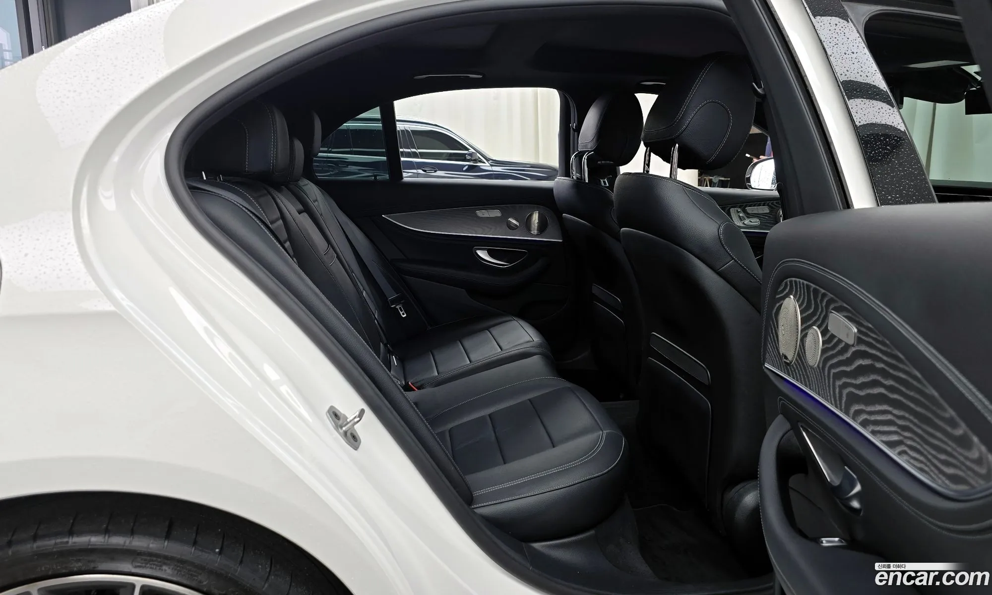 Mercedes-Benz E-Class W213 2022 — 10