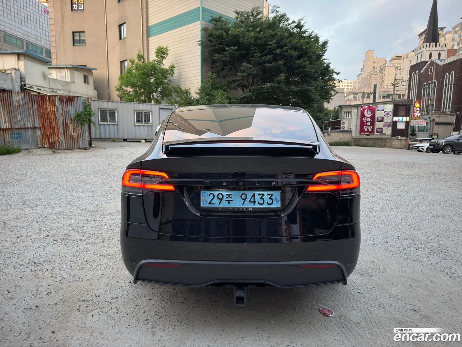 Tesla Model X 2023 — 6