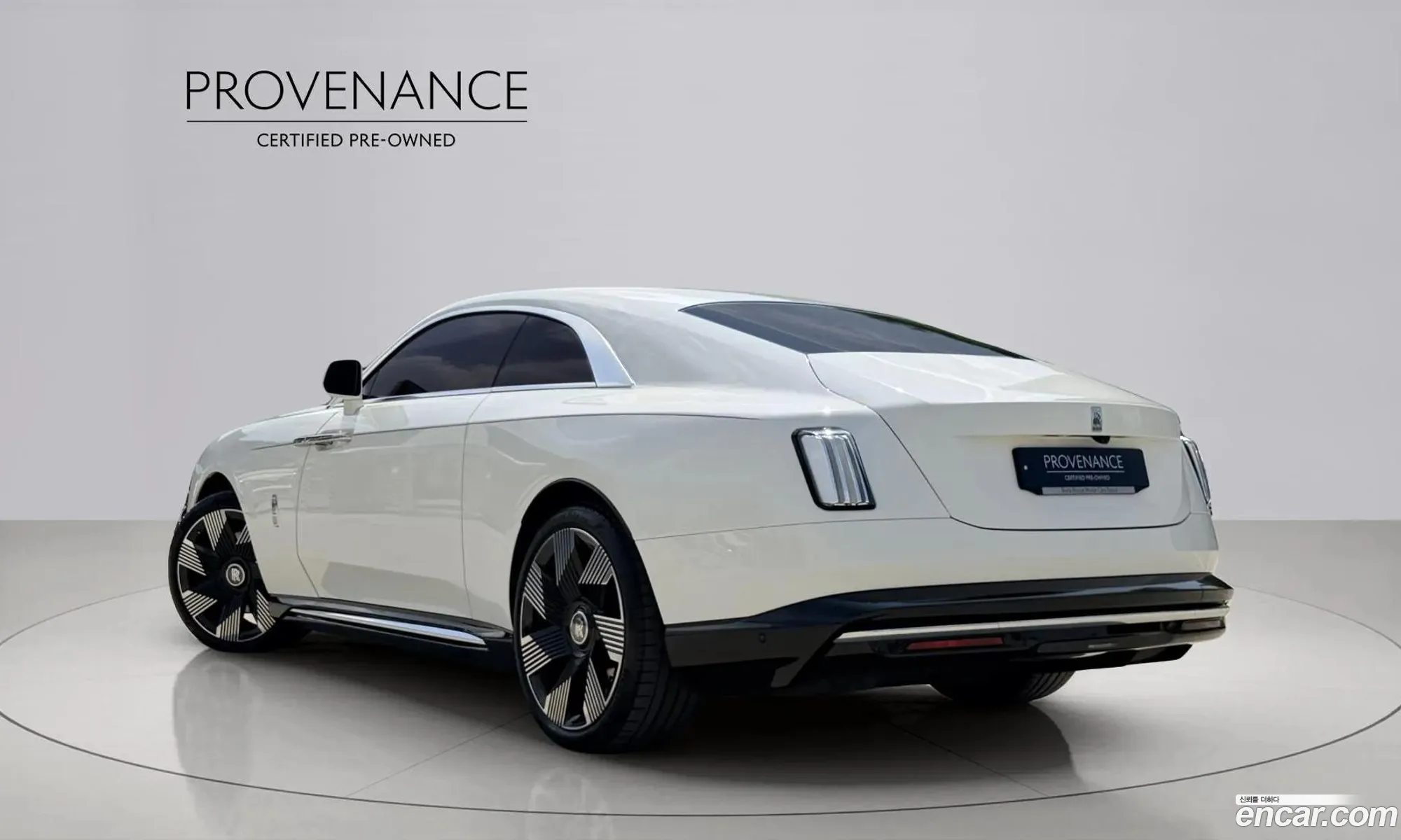 Rolls-Royce Spectre 2025 — 12