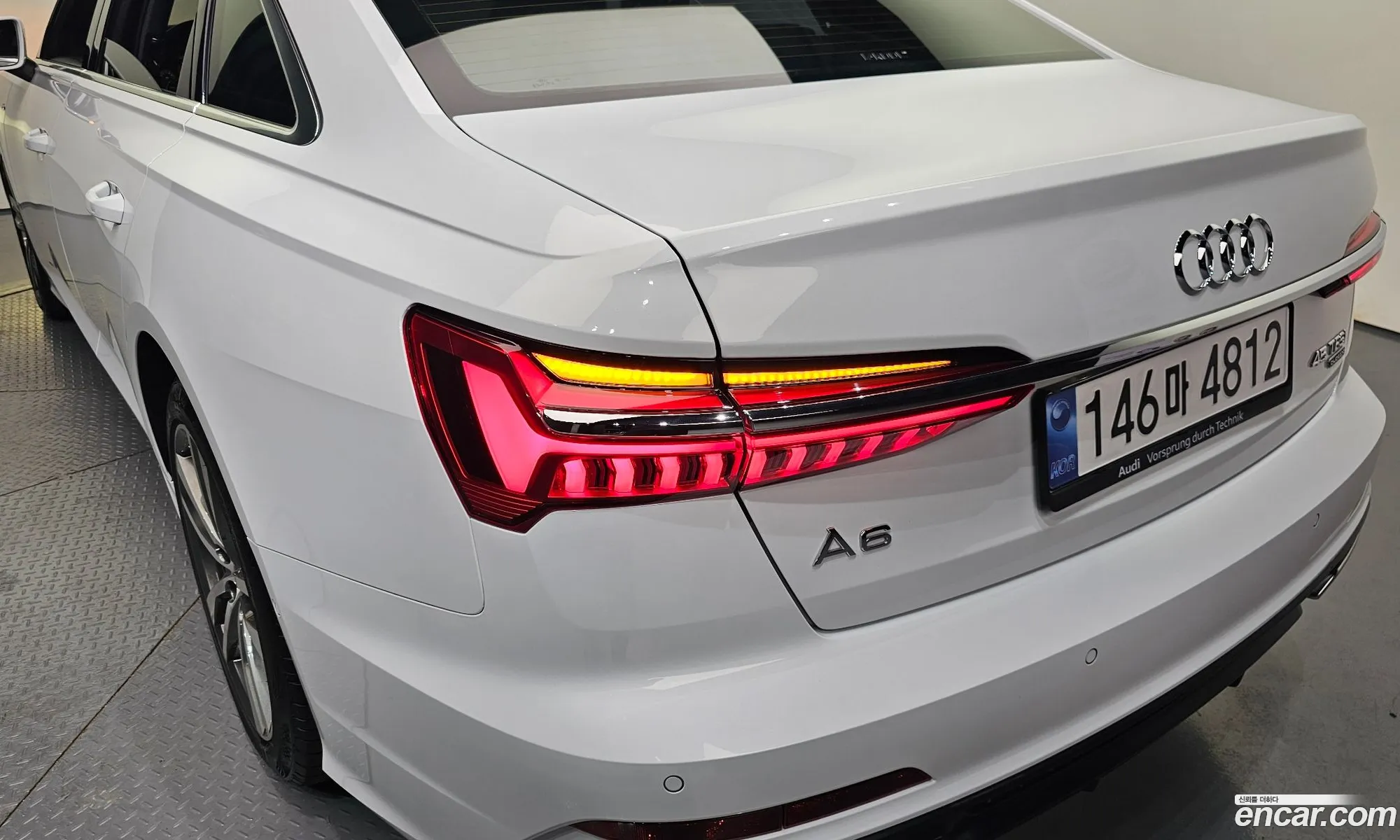 Audi A6 2022 — 32