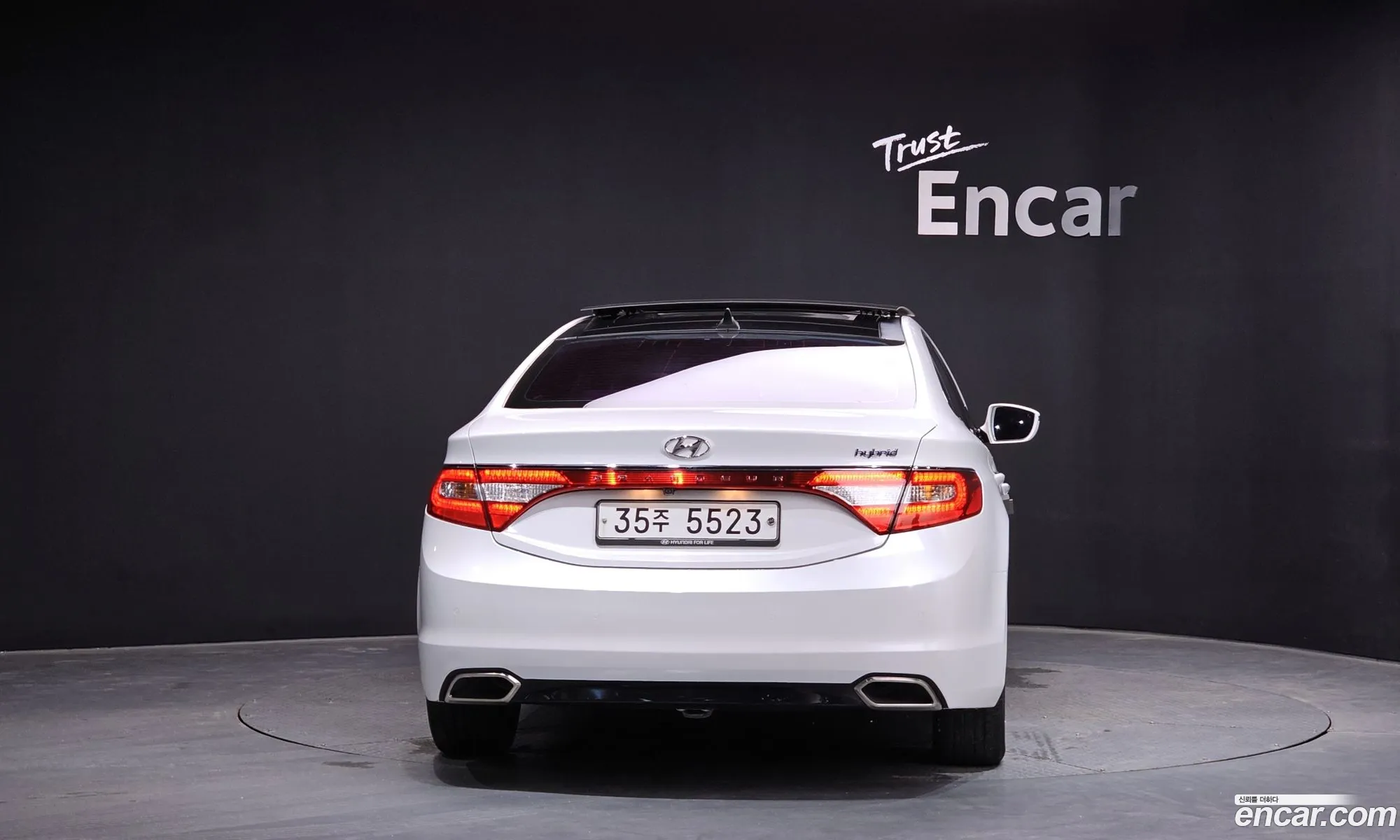 Hyundai Grandeur HG Hybrid 2015 — 3