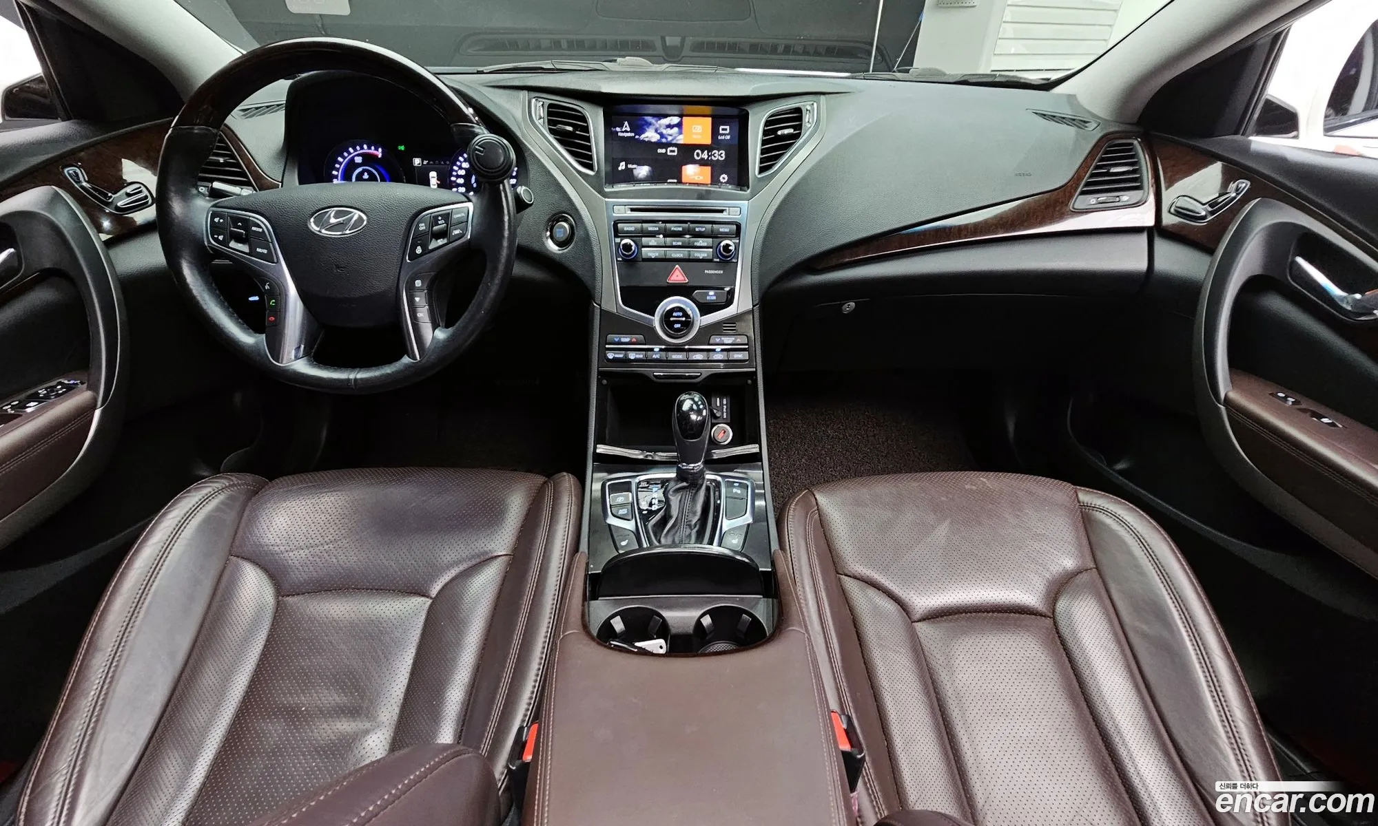 Hyundai Grandeur HG Hybrid 2015 — 4