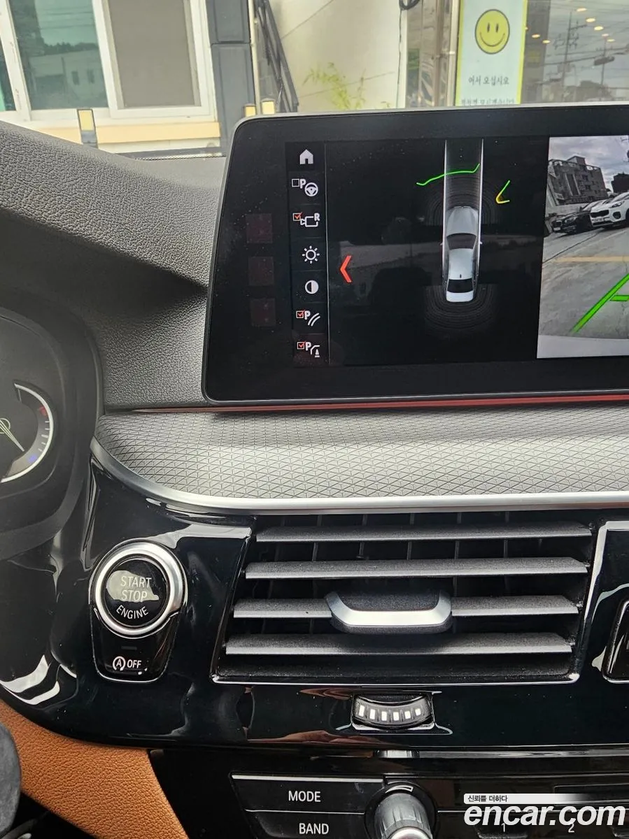 BMW 5 Series 2017 — 11