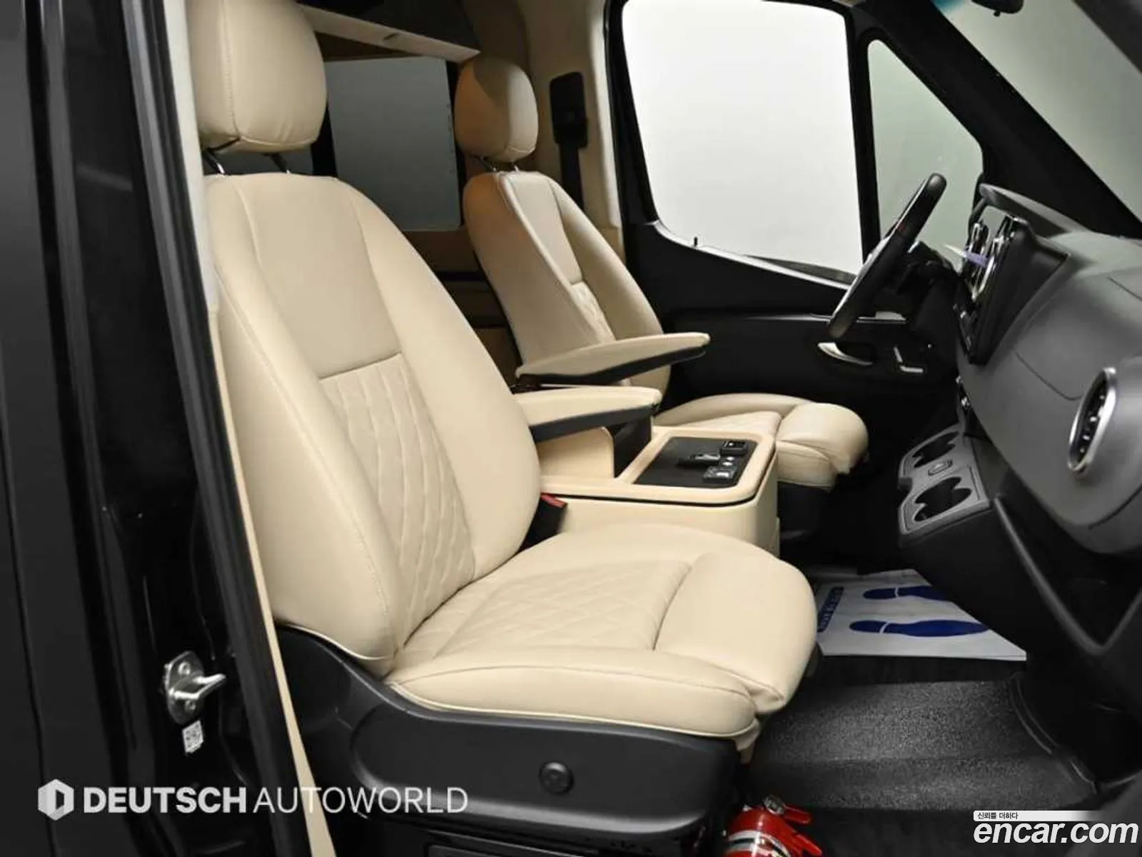 Mercedes-Benz Sprinter 2020 — 18