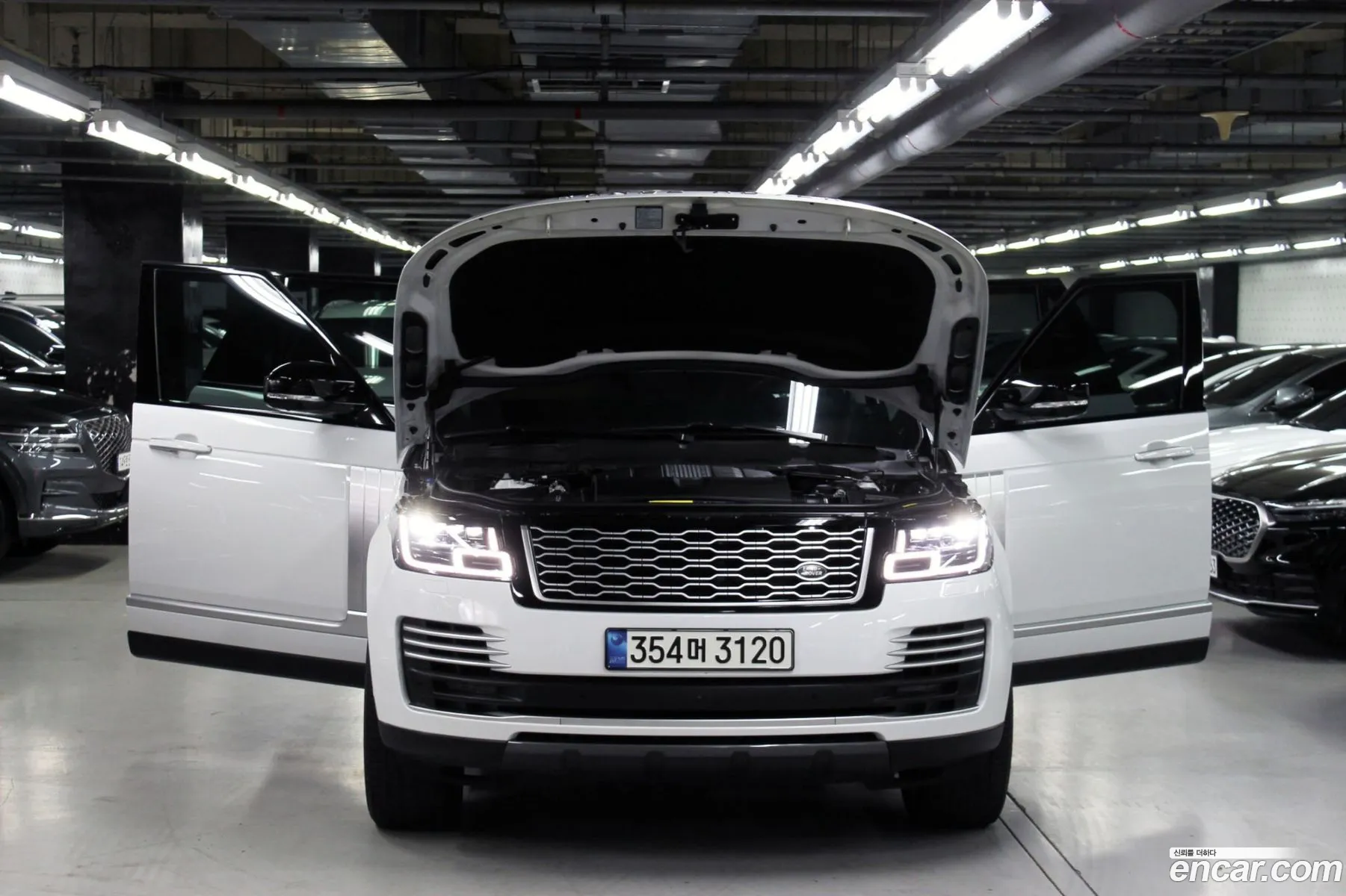Land Rover Range Rover 2020 — 17