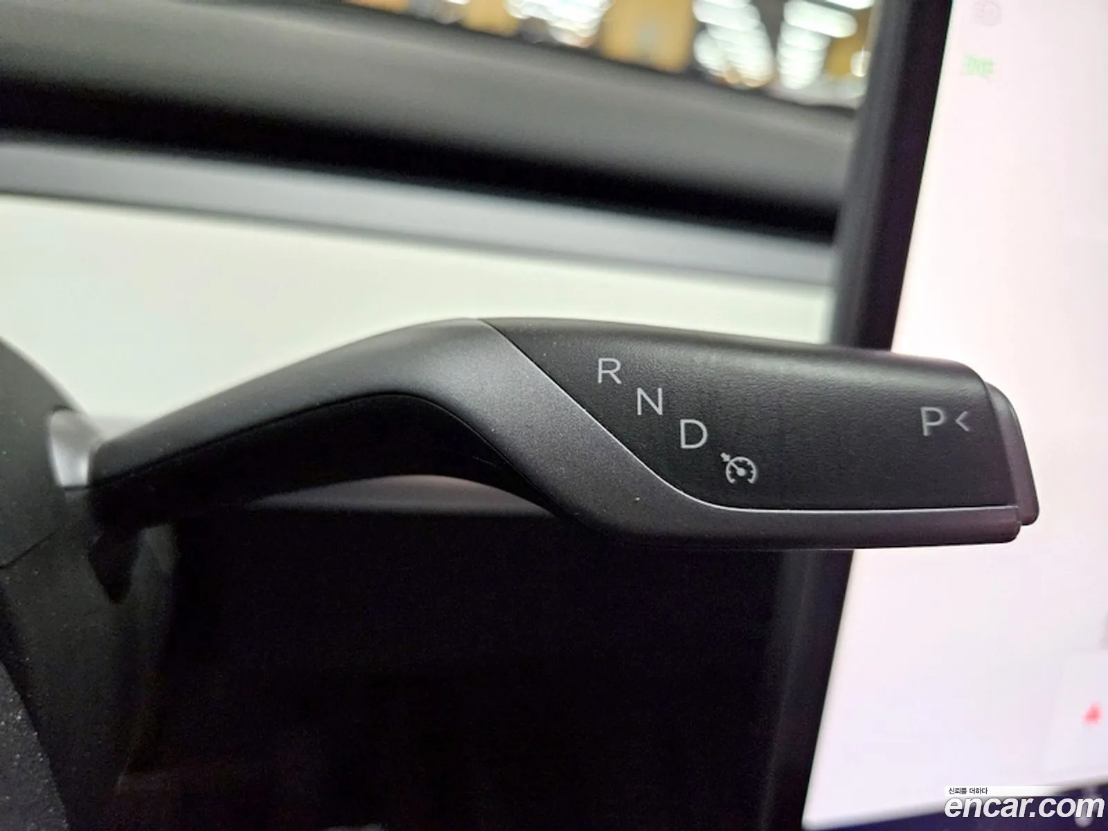 Tesla Model Y 2023 — 6
