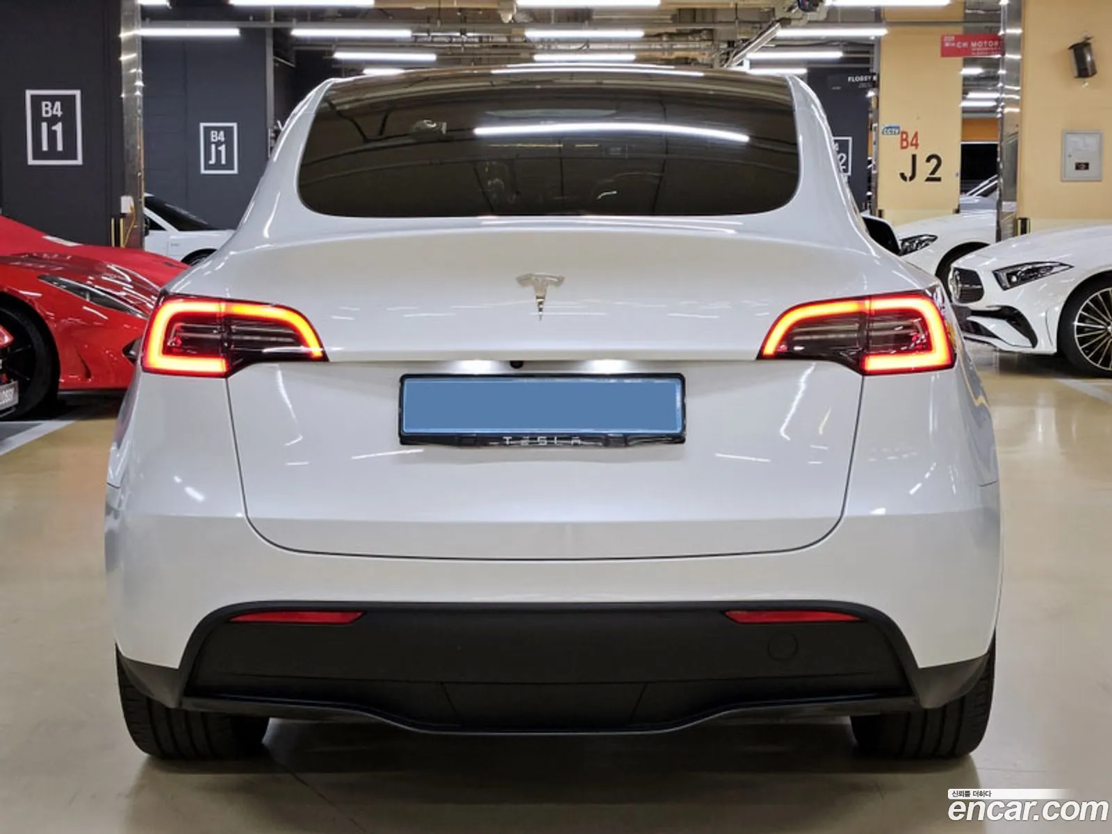Tesla Model Y 2023 — 11