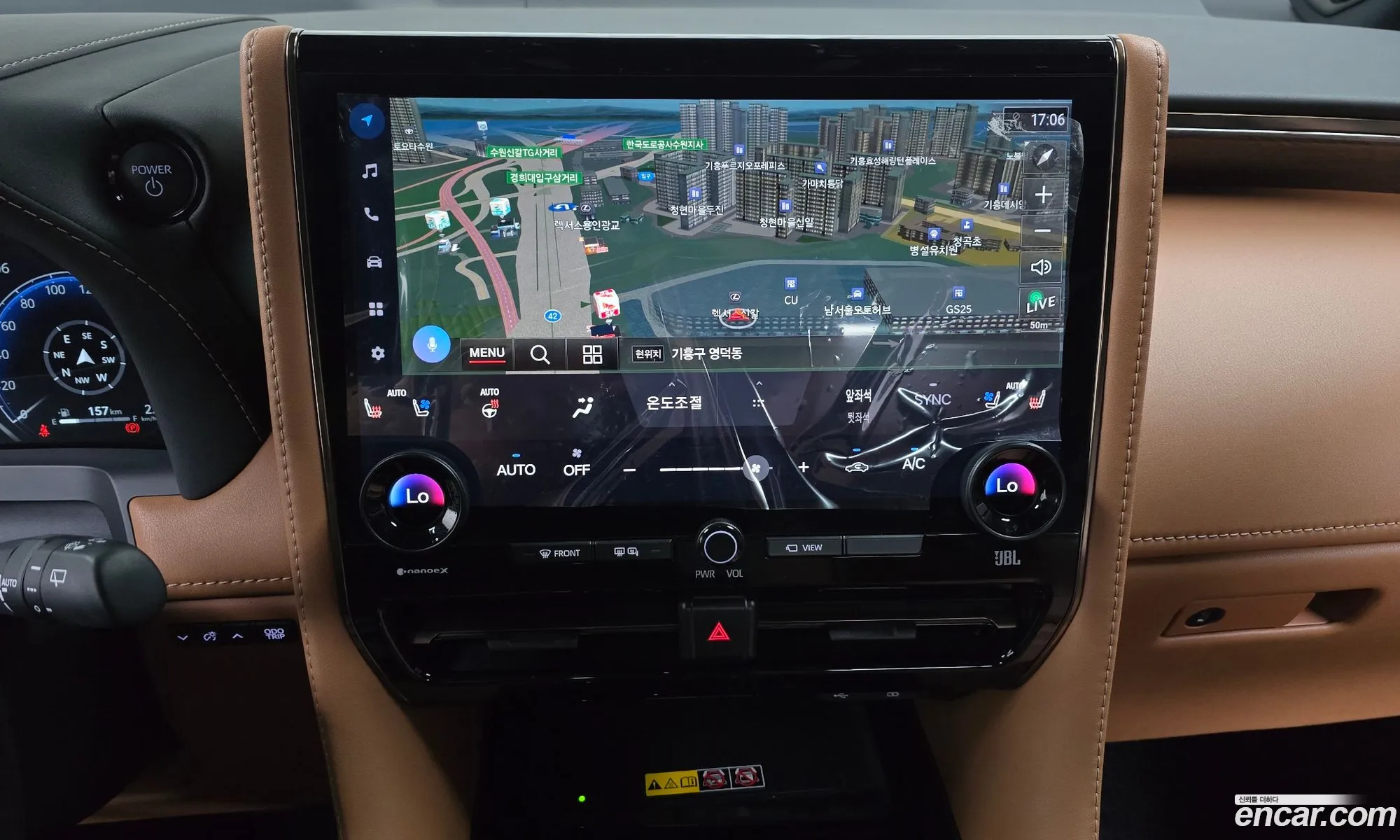 Toyota Alphard 2025 — 16