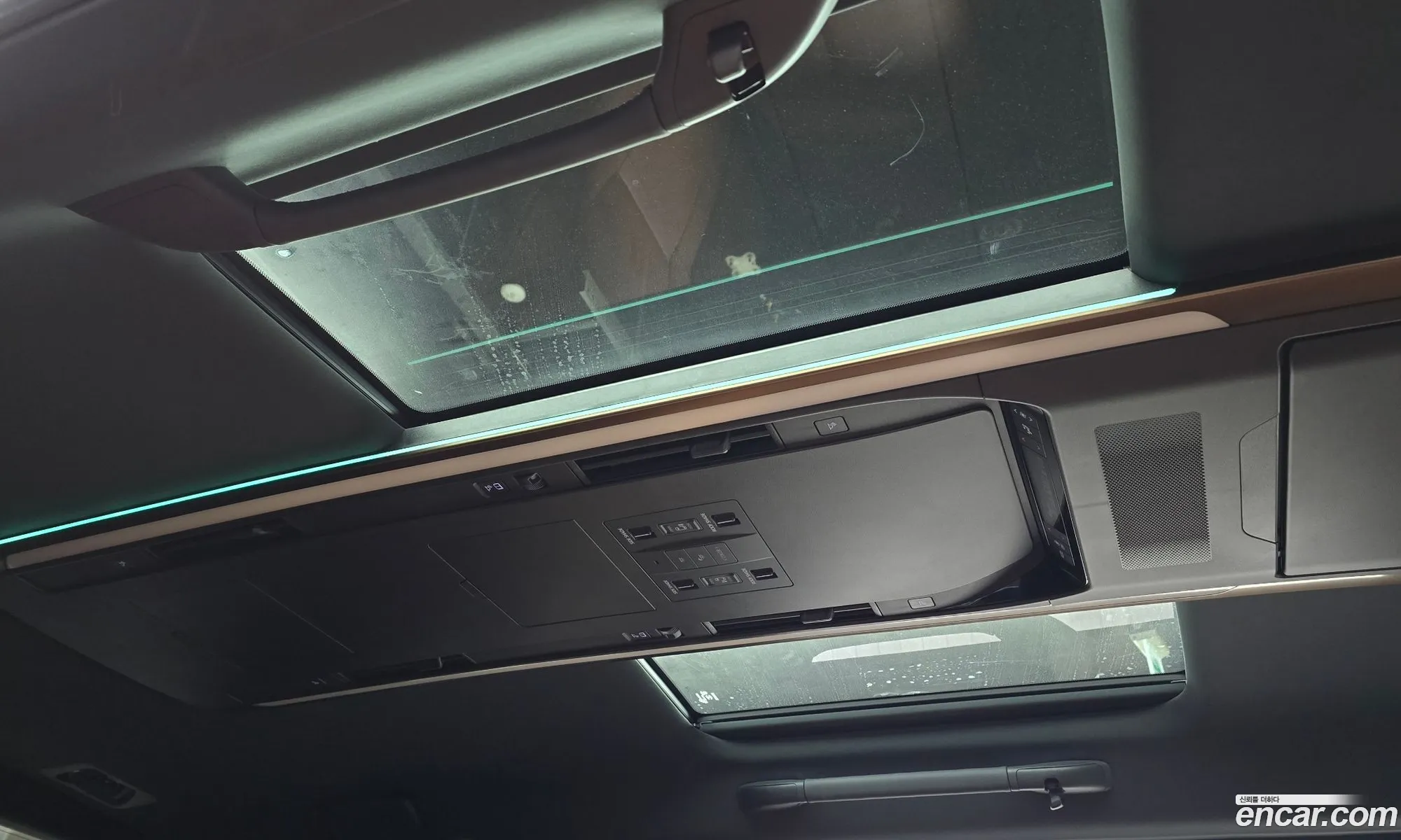 Toyota Alphard 2025 — 12