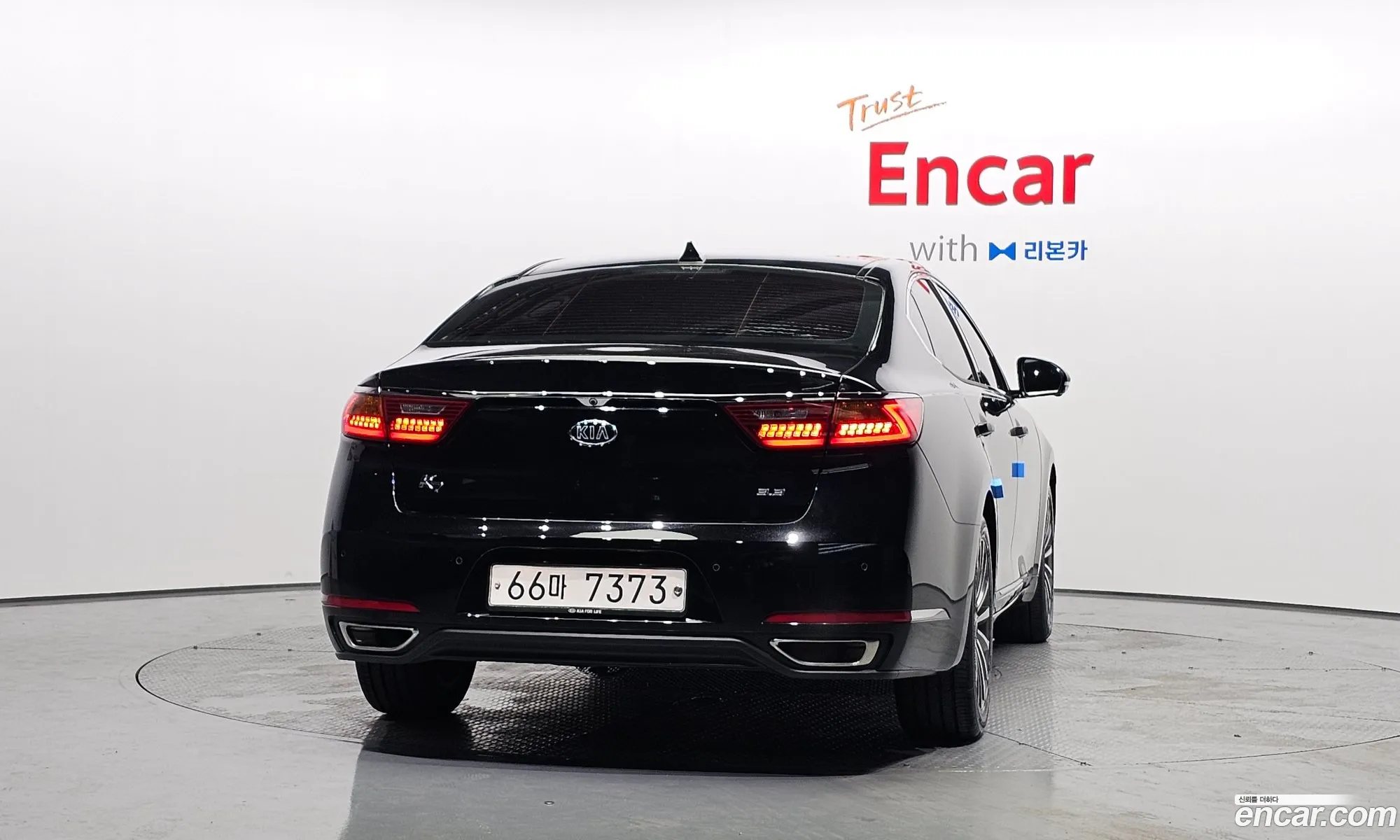 Kia K7 2017 — 2
