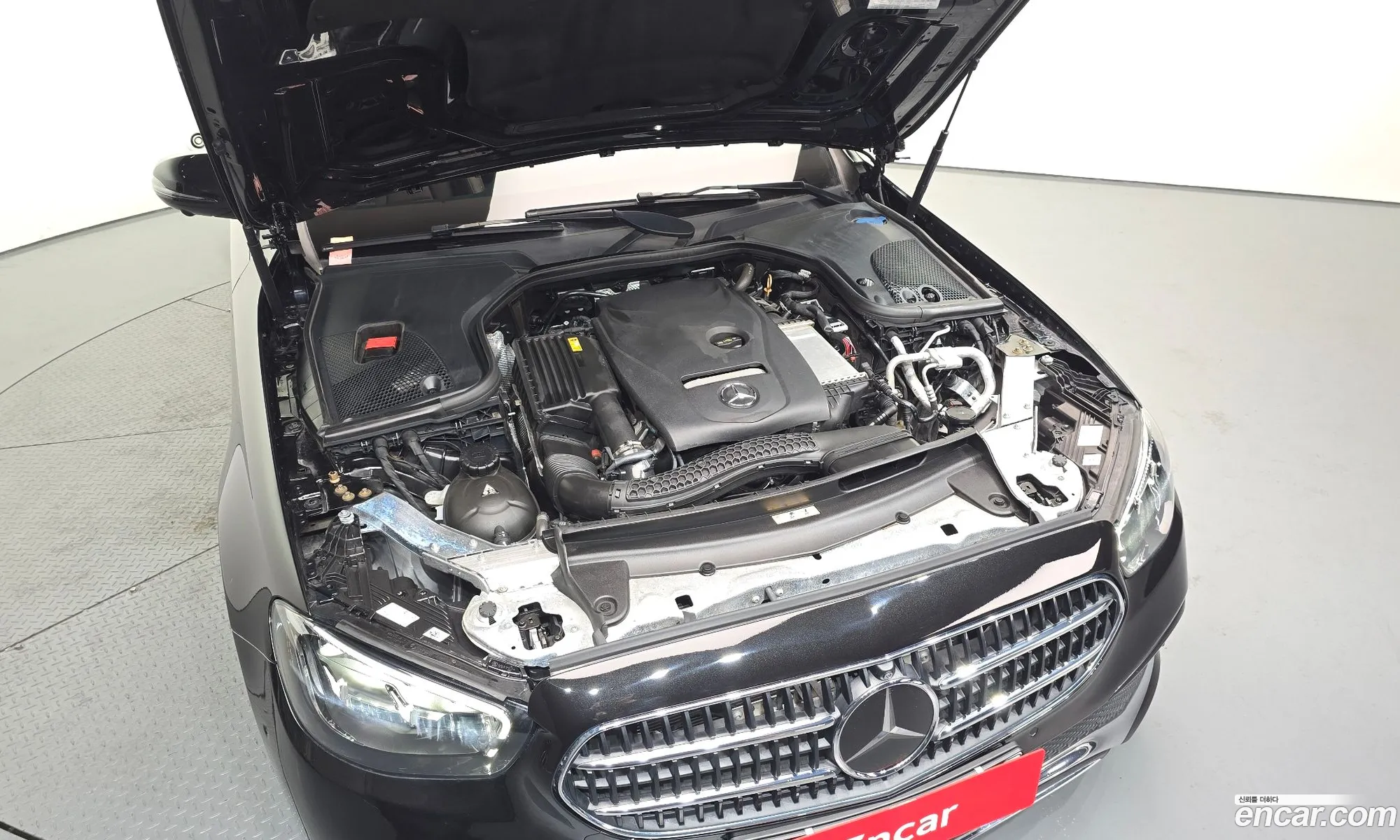 Mercedes-Benz E-Class W213 2022 — 19