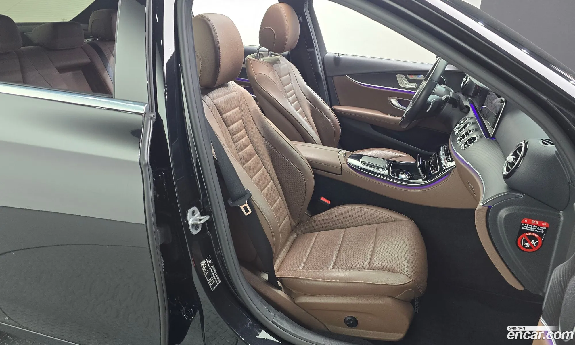 Mercedes-Benz E-Class W213 2022 — 20