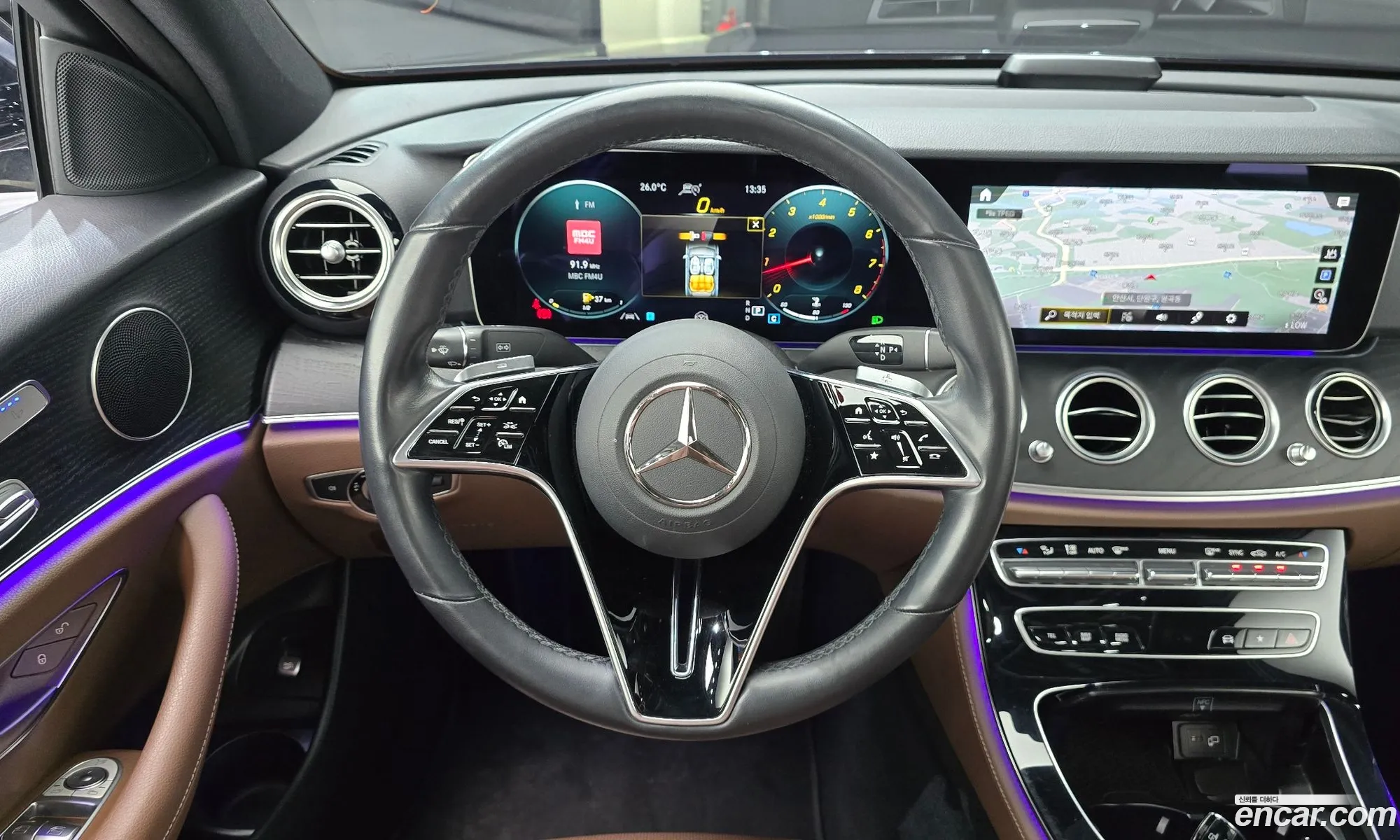 Mercedes-Benz E-Class W213 2022 — 21