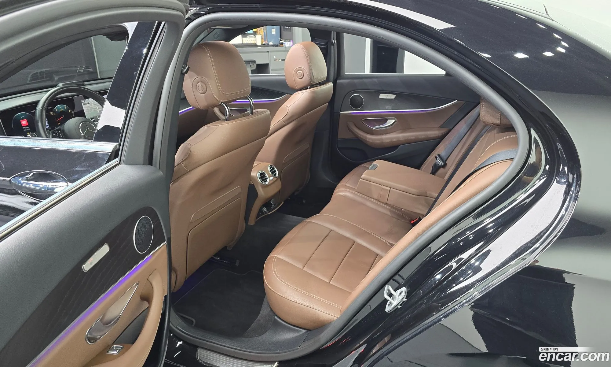 Mercedes-Benz E-Class W213 2022 — 15