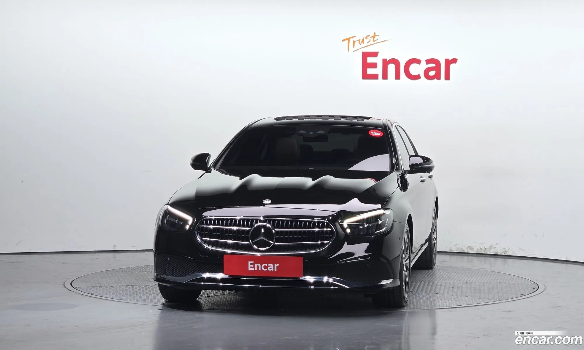Mercedes-Benz E-Class W213 2022 — 17