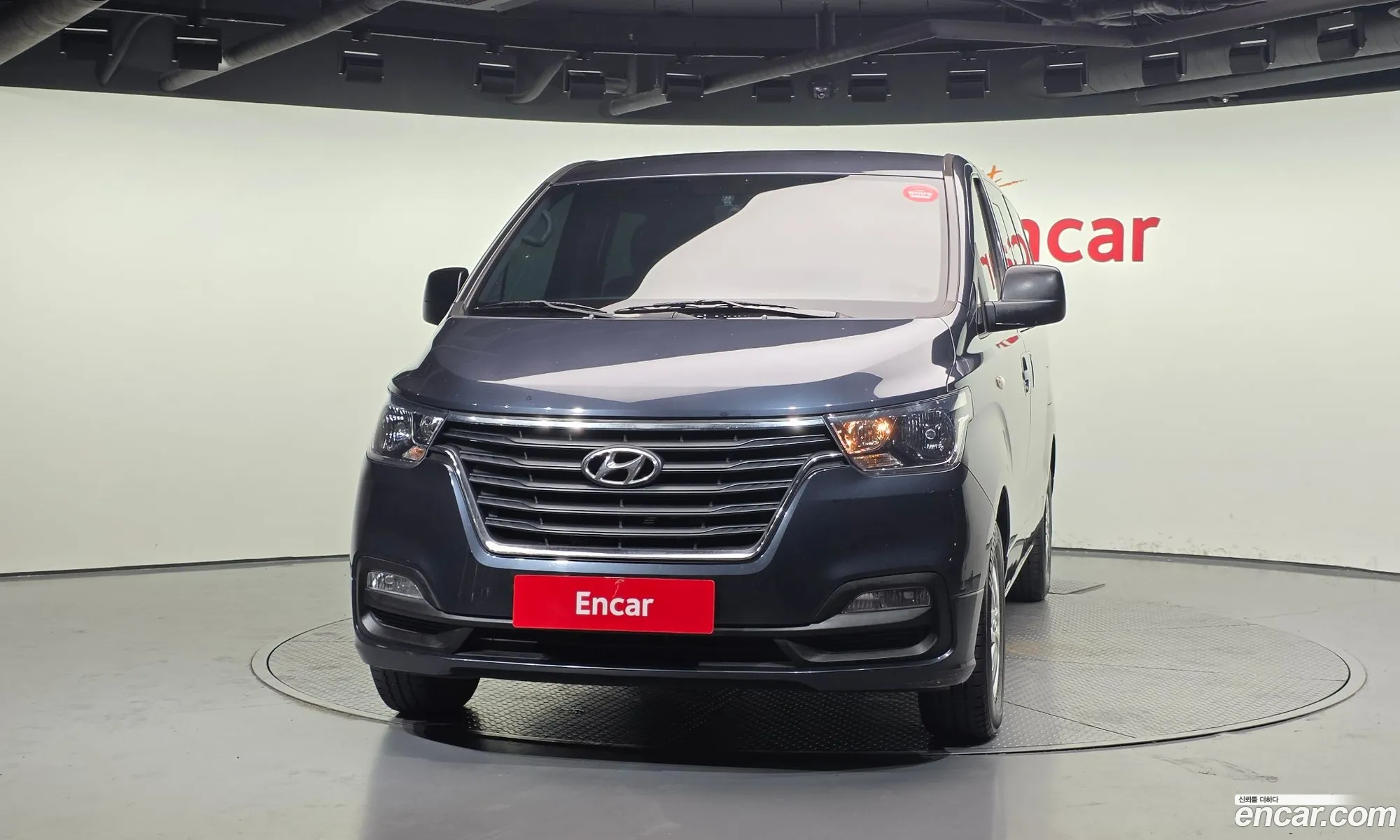 Hyundai Grand Starex 2018 — 2