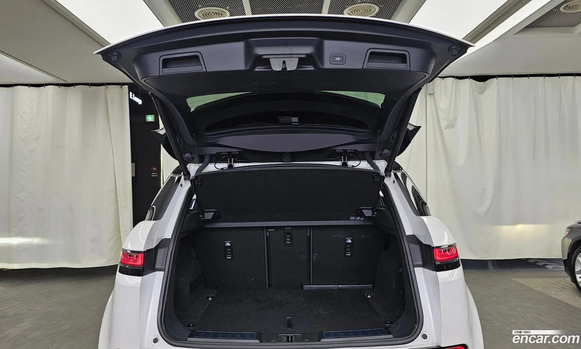 Land Rover Range Rover Evoque 2023 SALZA2BX3PH222546 — 14