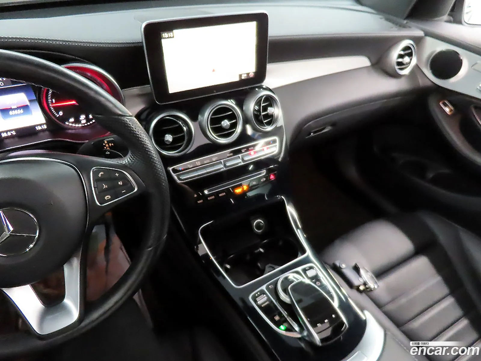 Mercedes-Benz GLC-Class X253 2017 — 17