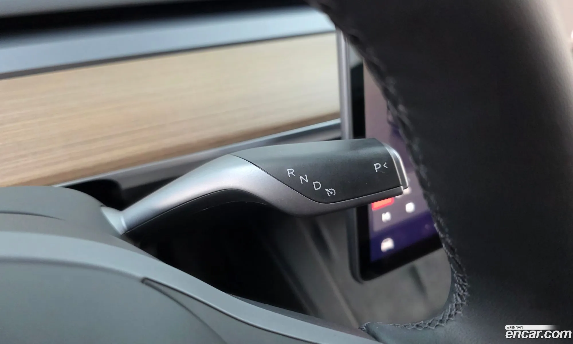 Tesla Model Y 2024 LRWYGCFSXRC552672 — 22