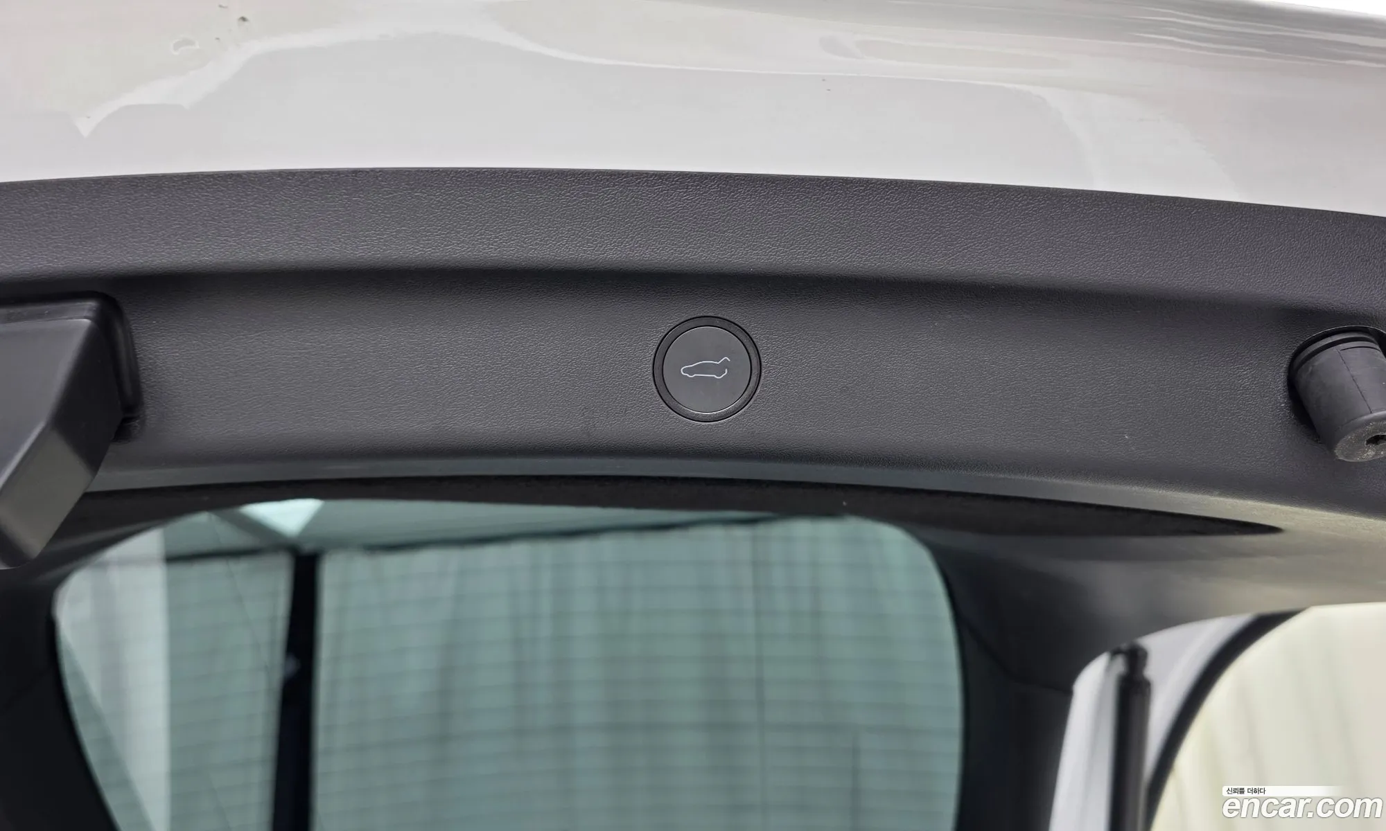 Tesla Model Y 2024 LRWYGCFSXRC552672 — 20