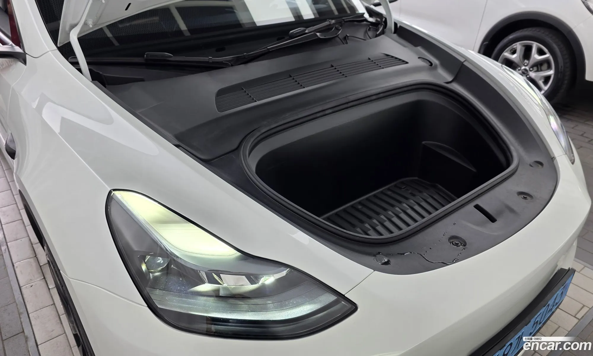 Tesla Model Y 2024 LRWYGCFSXRC552672 — 15