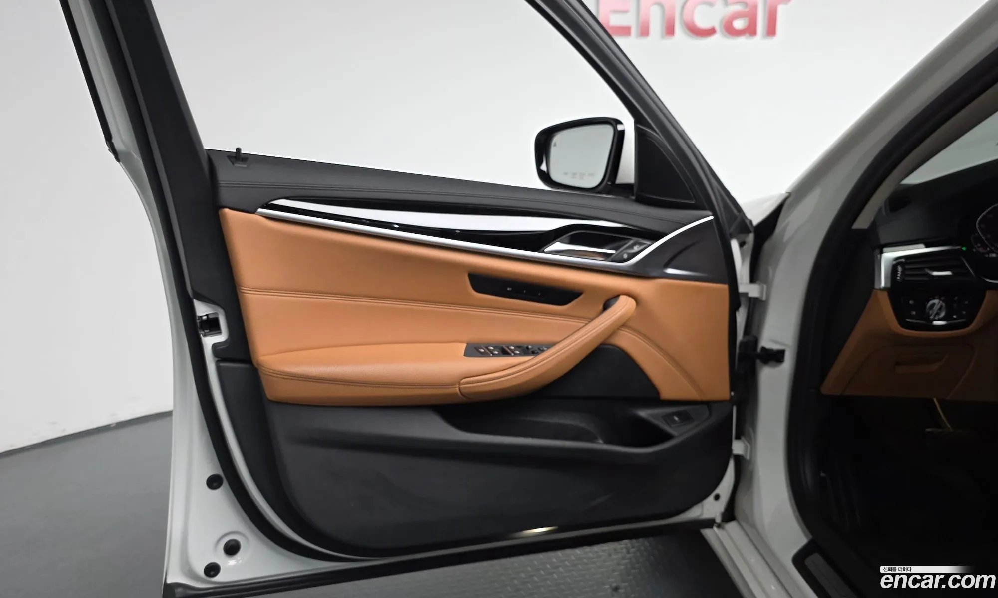 BMW 5 Series 2019 WBAJK910XLCD24657 — 13