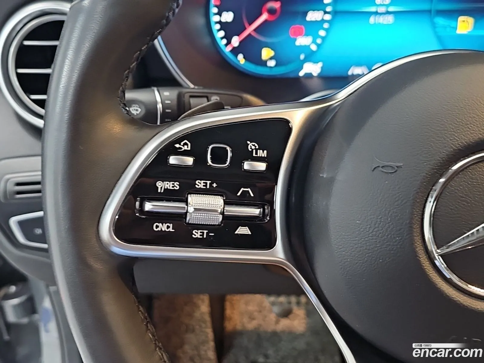 Mercedes-Benz GLC-Class X253 2022 — 3