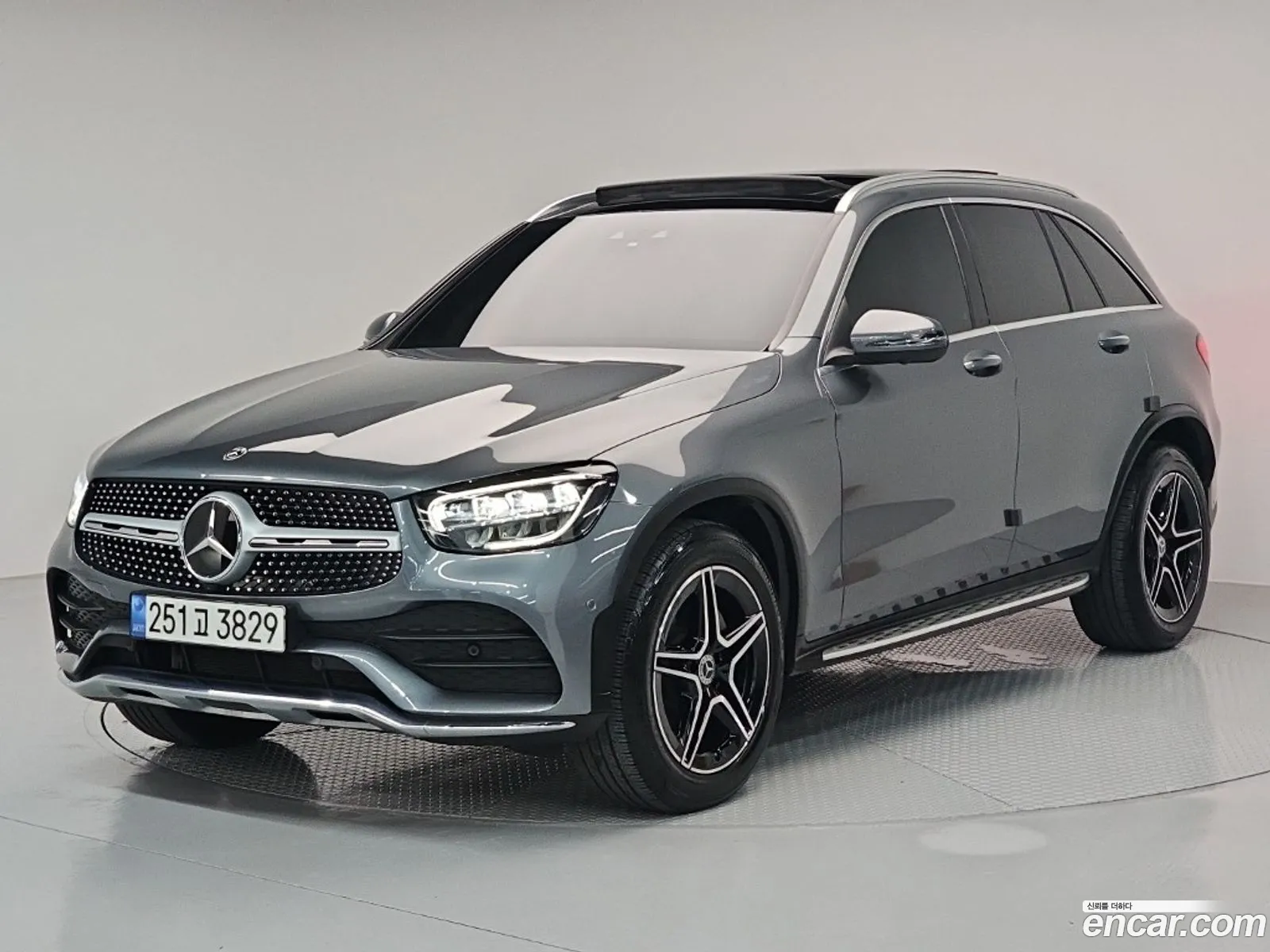 Mercedes-Benz GLC-Class X253 2022 — 13