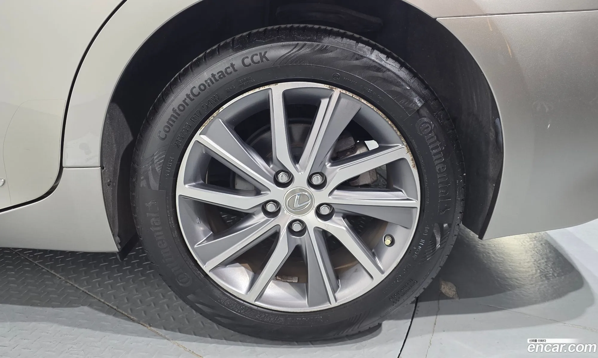 Lexus ES300h 2018 JTHBW1GG4J2180507 — 21