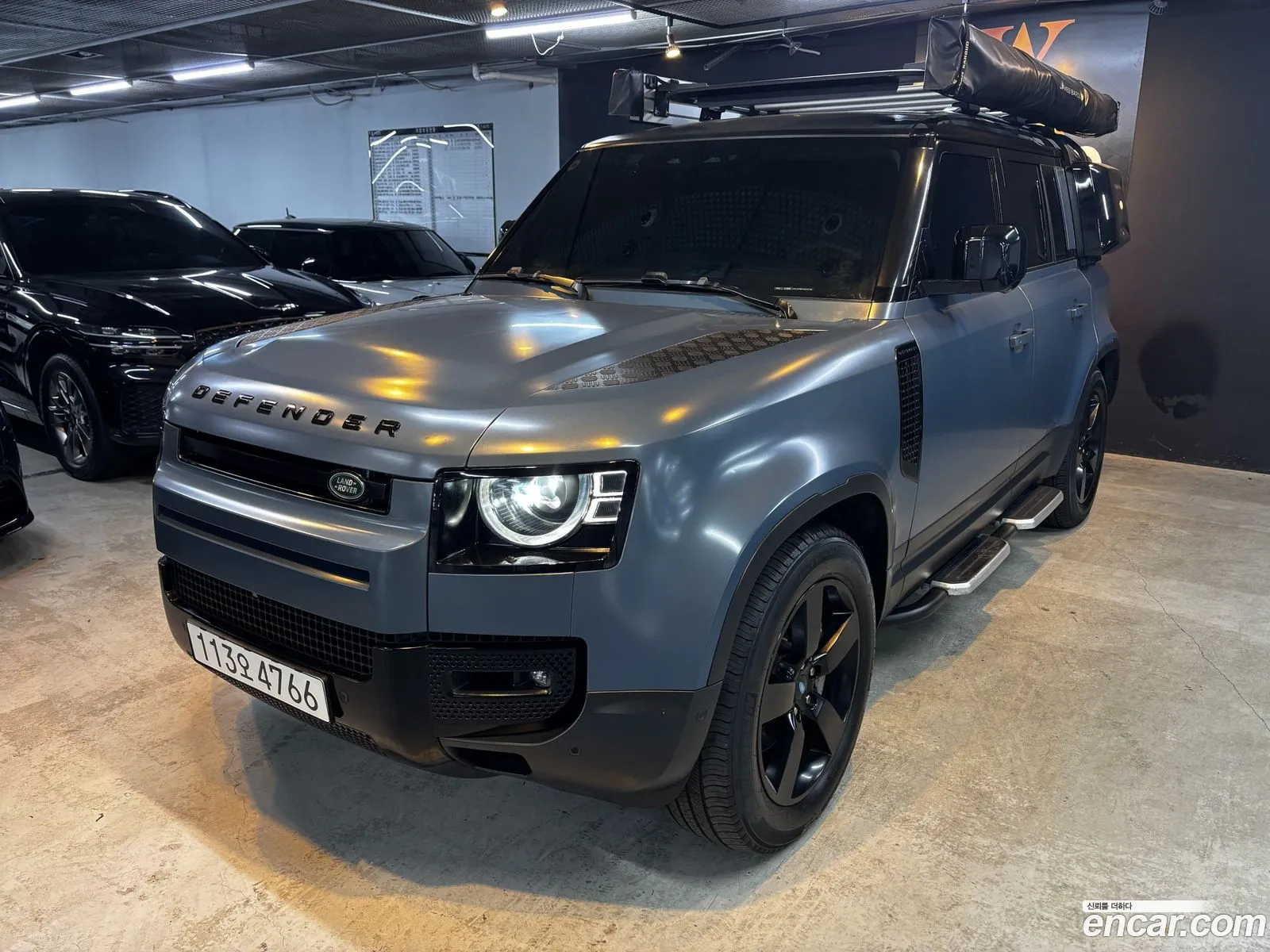 Land Rover Defender 2021 — 17