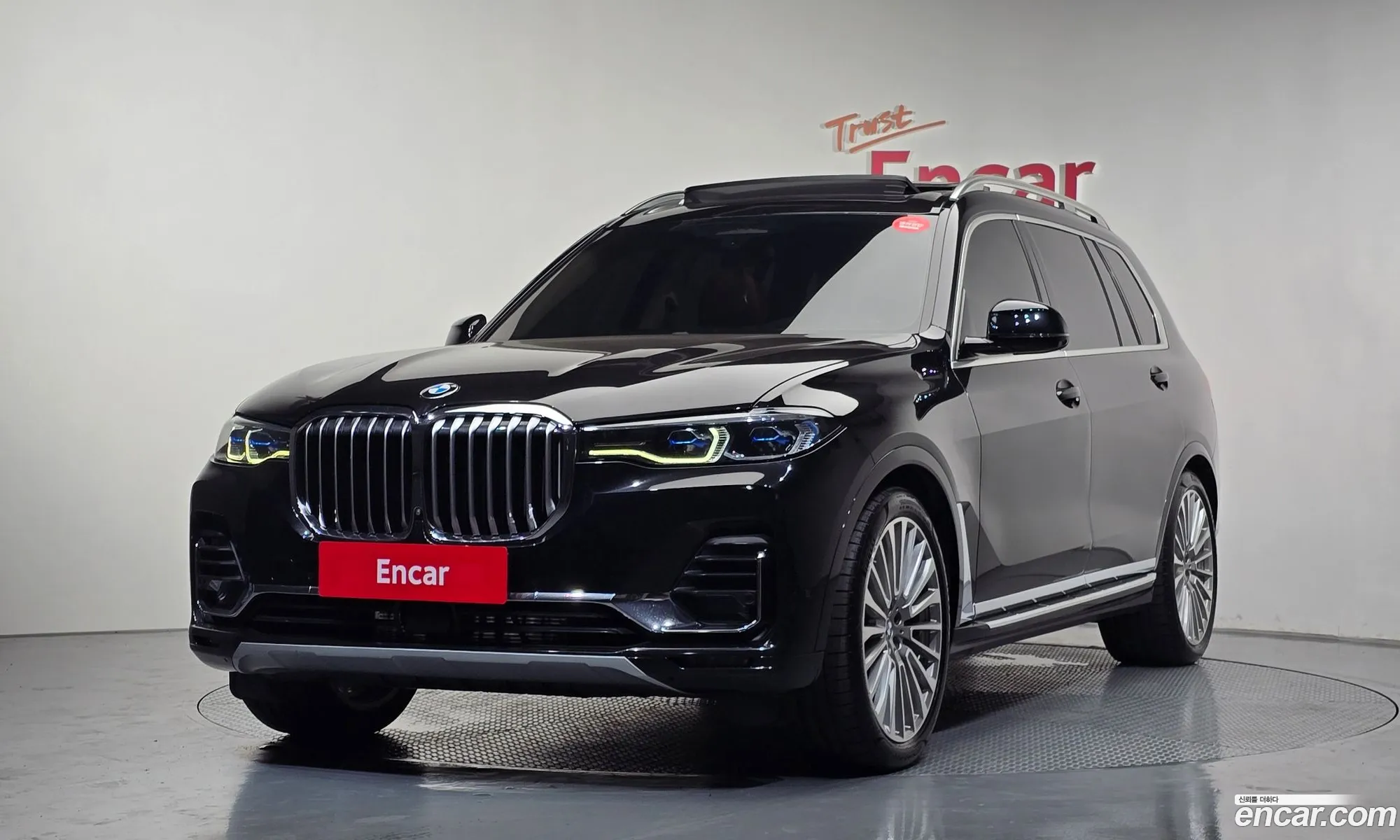 BMW X7 2021 — 14