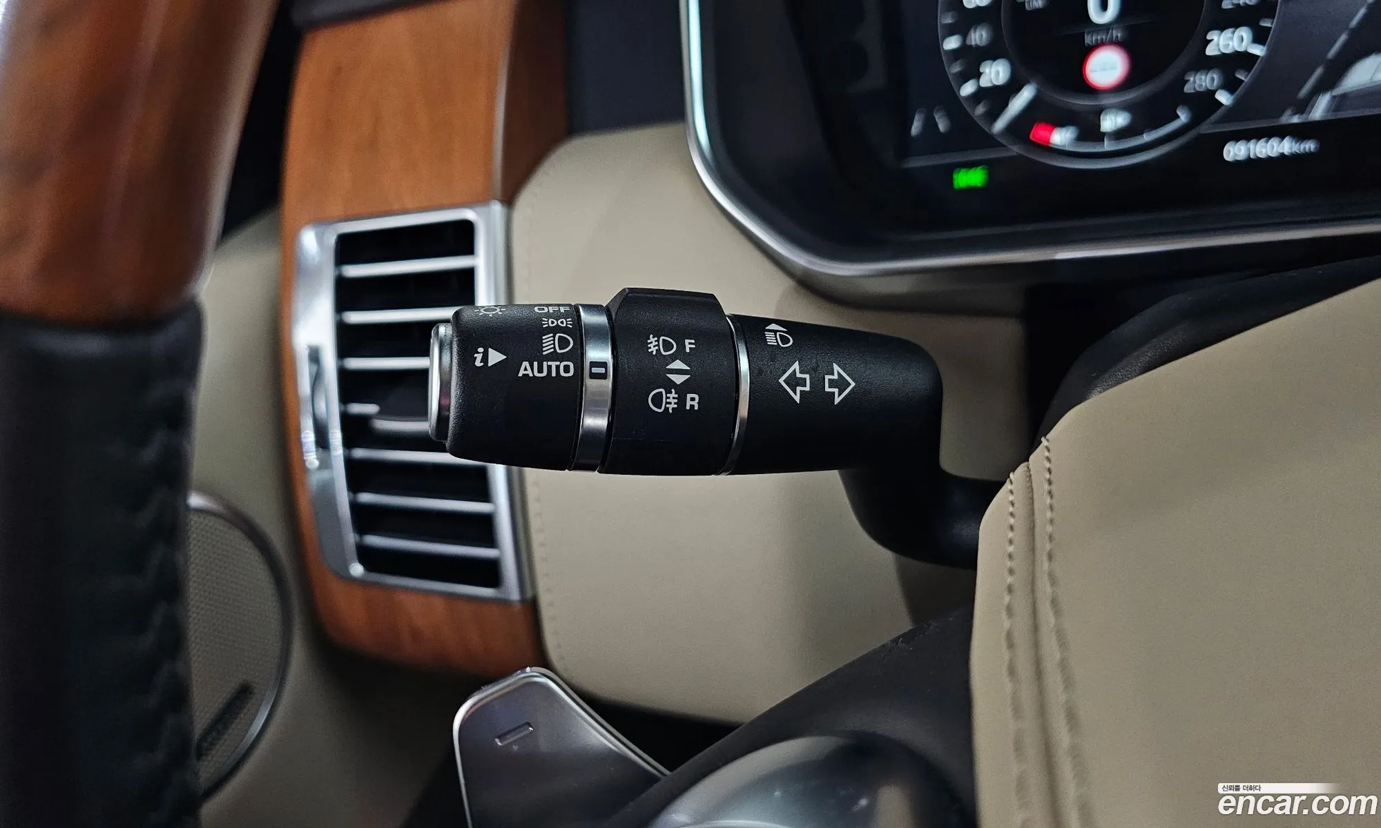 Land Rover Range Rover 2019 SALGA3BE9KA534674 — 27