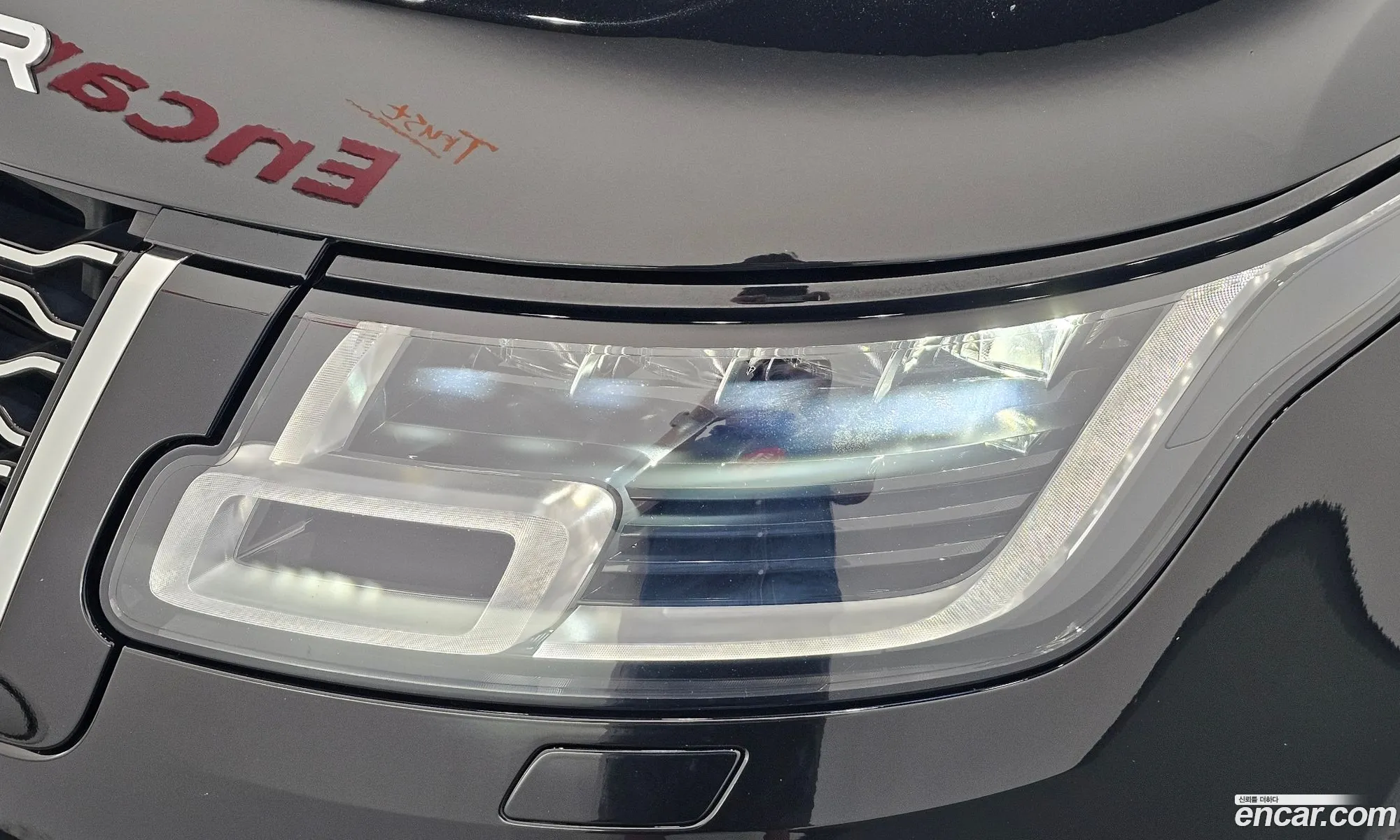 Land Rover Range Rover 2019 SALGA3BE9KA534674 — 41