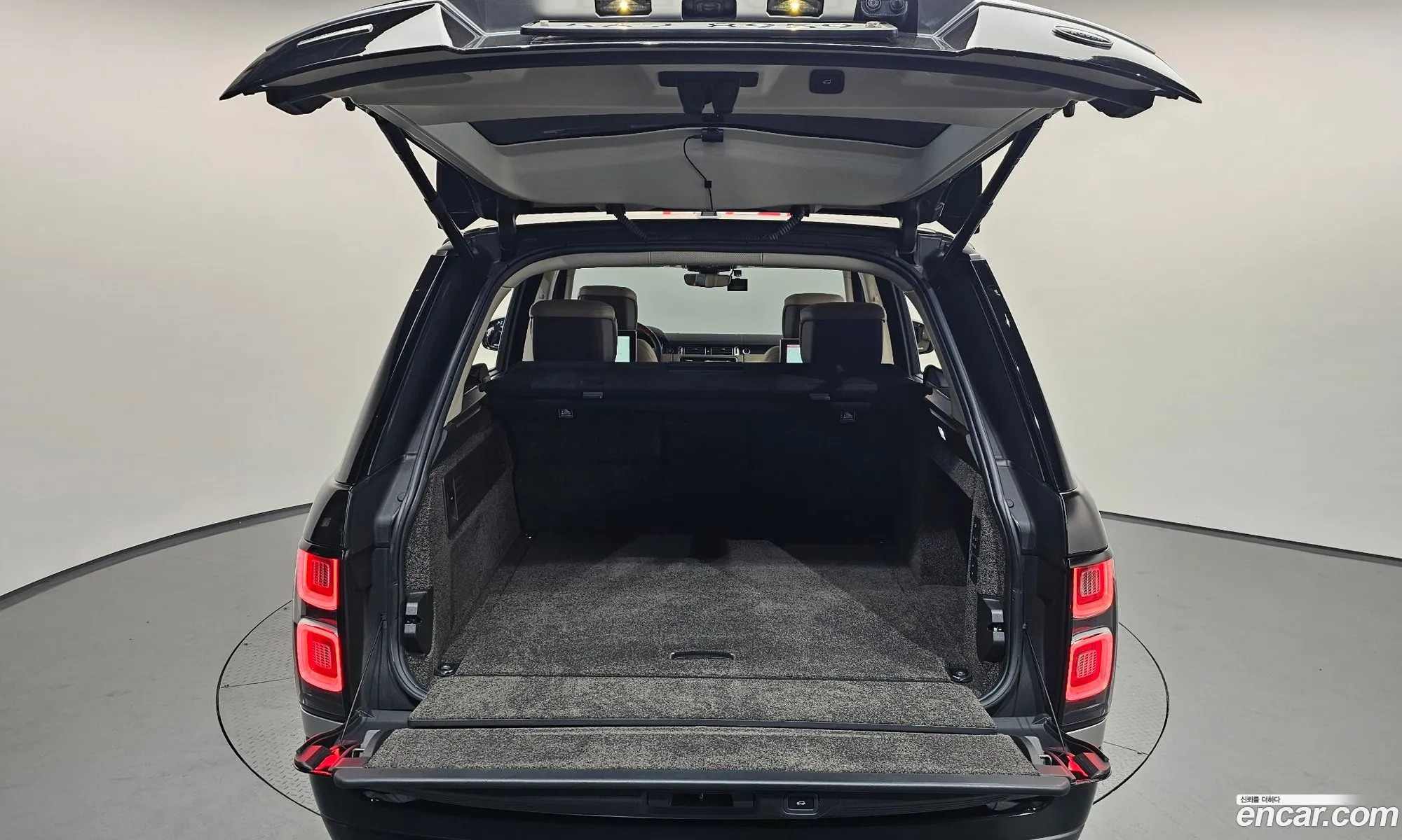 Land Rover Range Rover 2019 SALGA3BE9KA534674 — 23