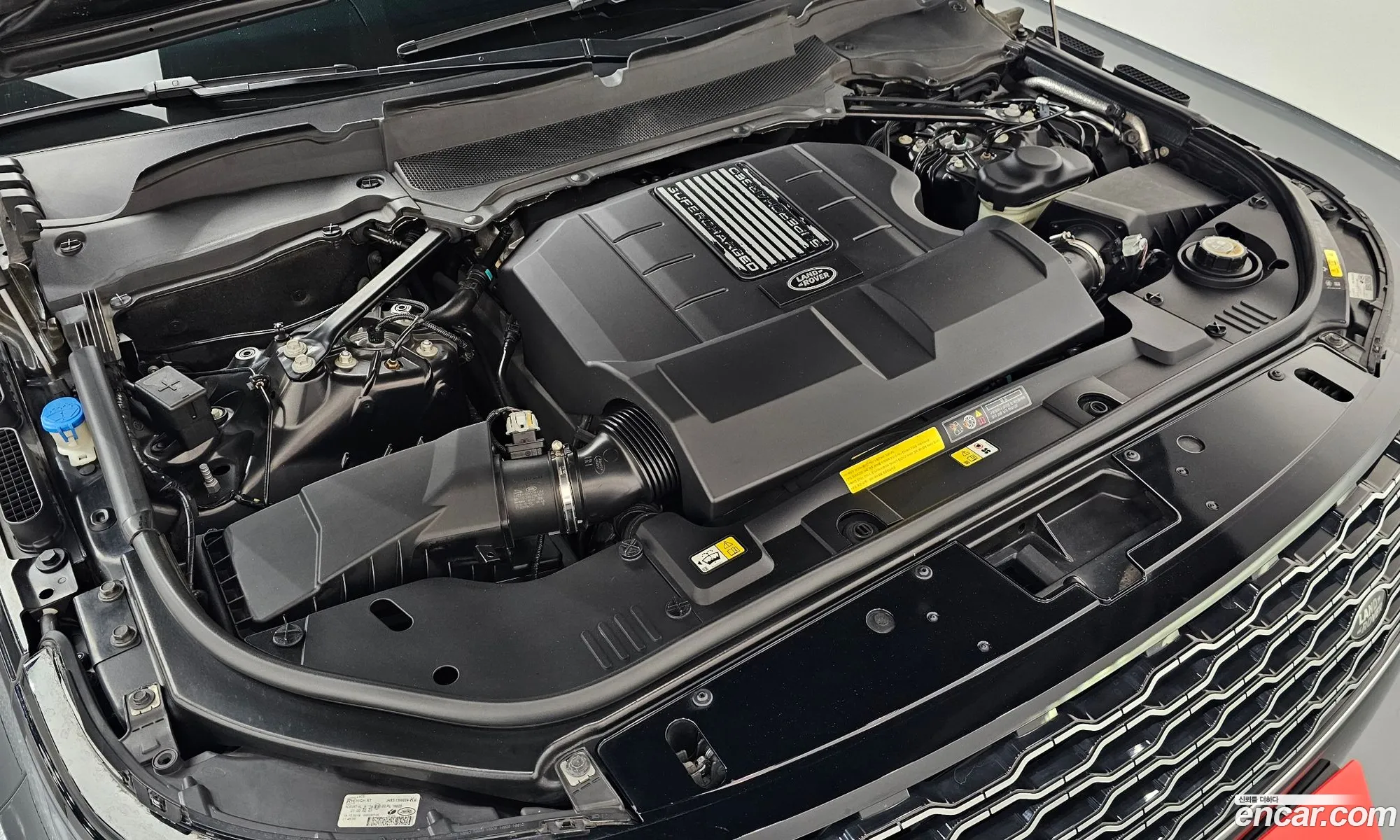 Land Rover Range Rover 2019 SALGA3BE9KA534674 — 31