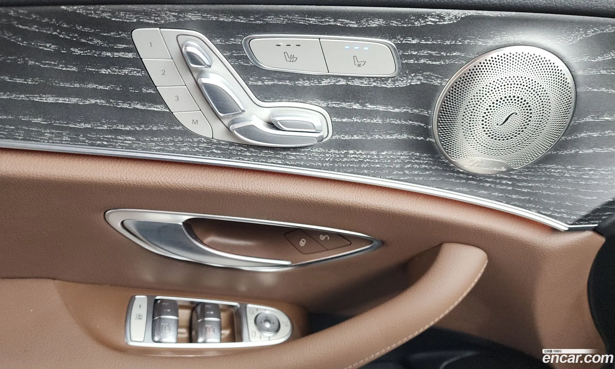 Mercedes-Benz E-Class W213 2022 — 26