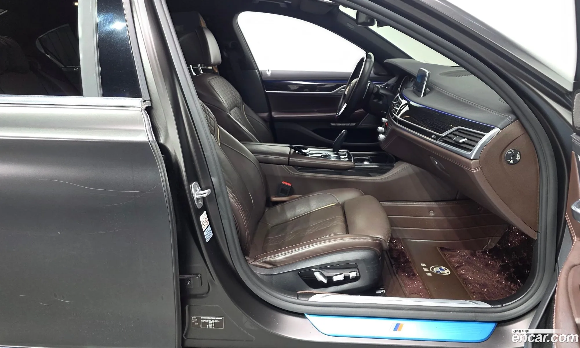 BMW 7 Series 2018 — 8
