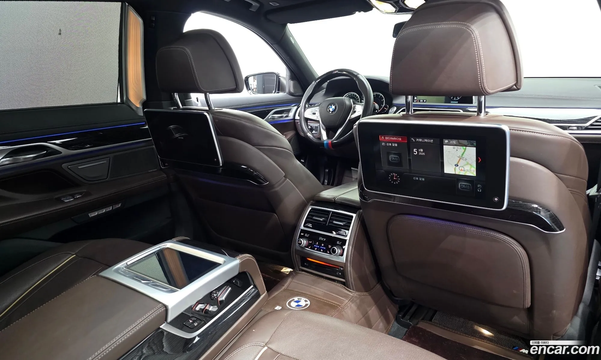 BMW 7 Series 2018 — 17