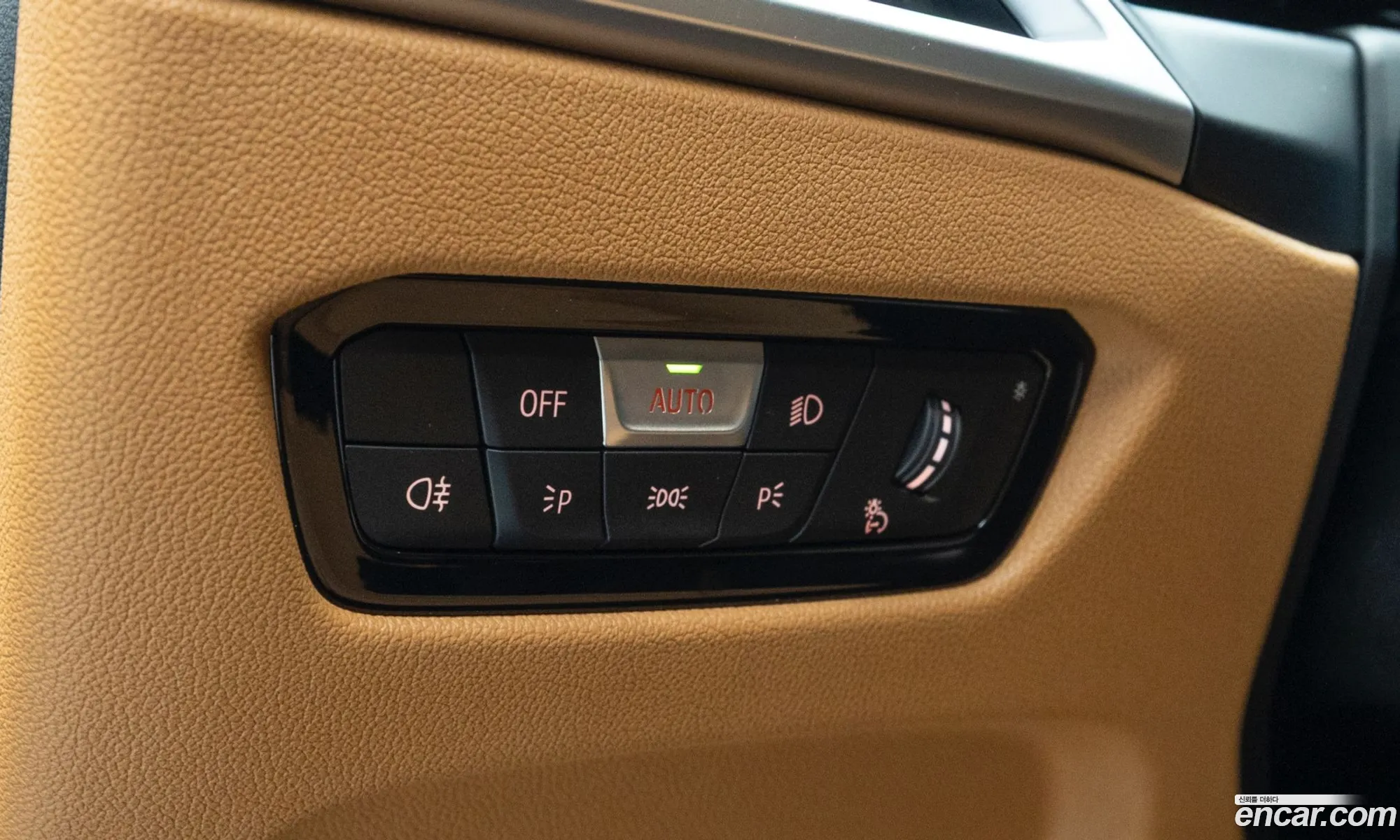 BMW 3 Series 2025 — 3