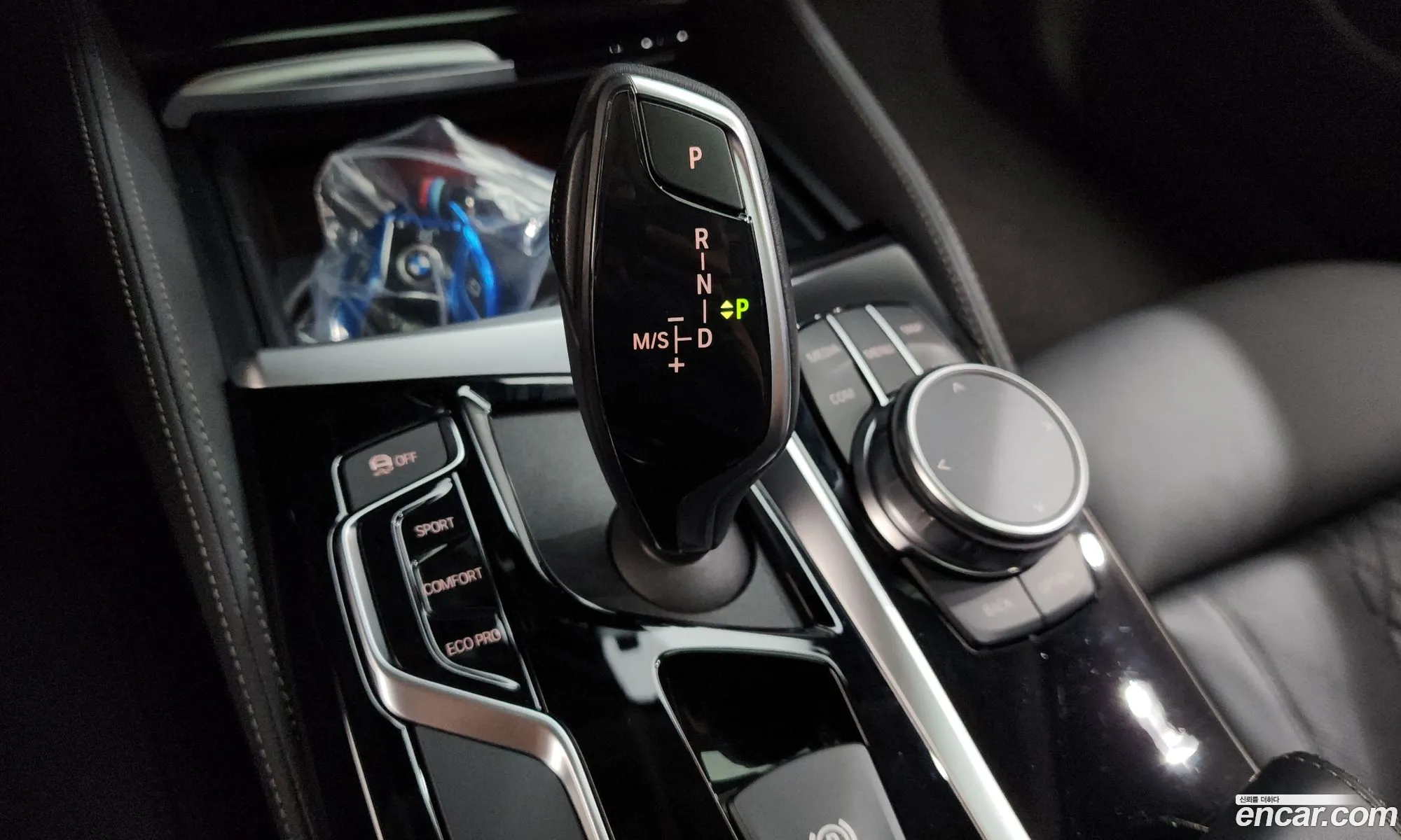 BMW 5 Series 2019 WBAJD3107KB318193 — 18