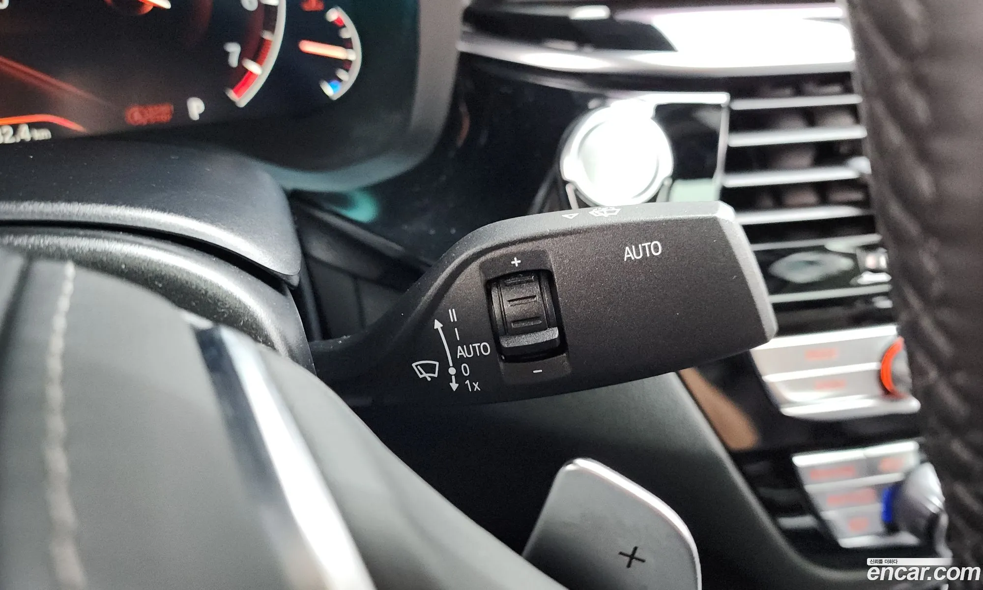 BMW 5 Series 2019 WBAJD3107KB318193 — 8