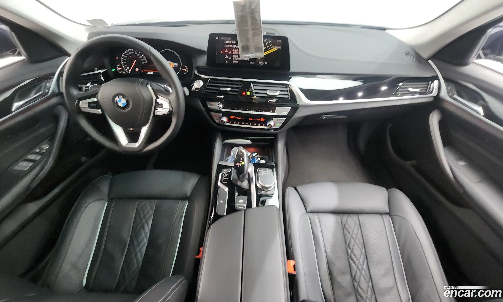 BMW 5 Series 2019 WBAJD3107KB318193 — 32